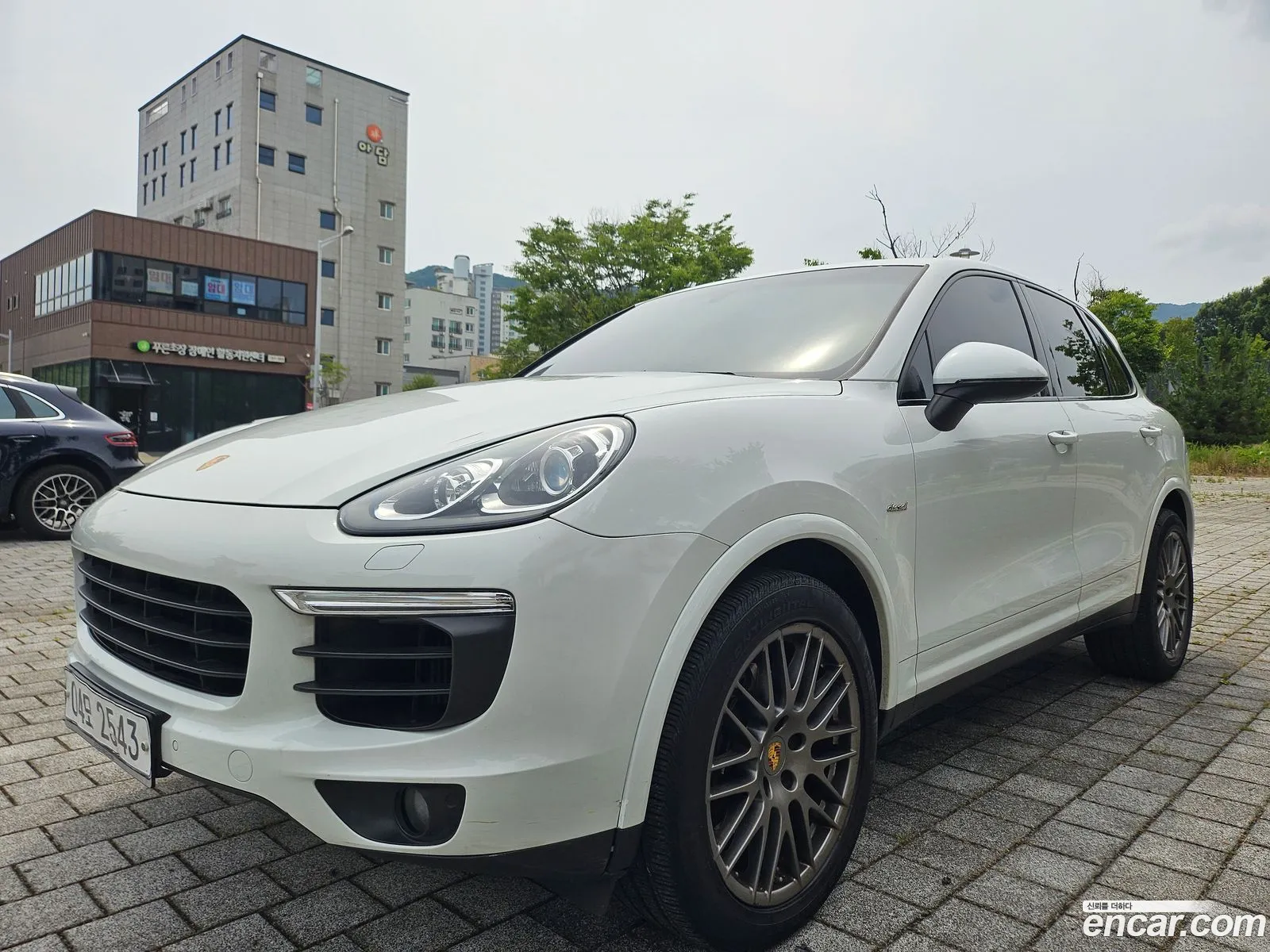 Porsche Cayenne 2017 — 15