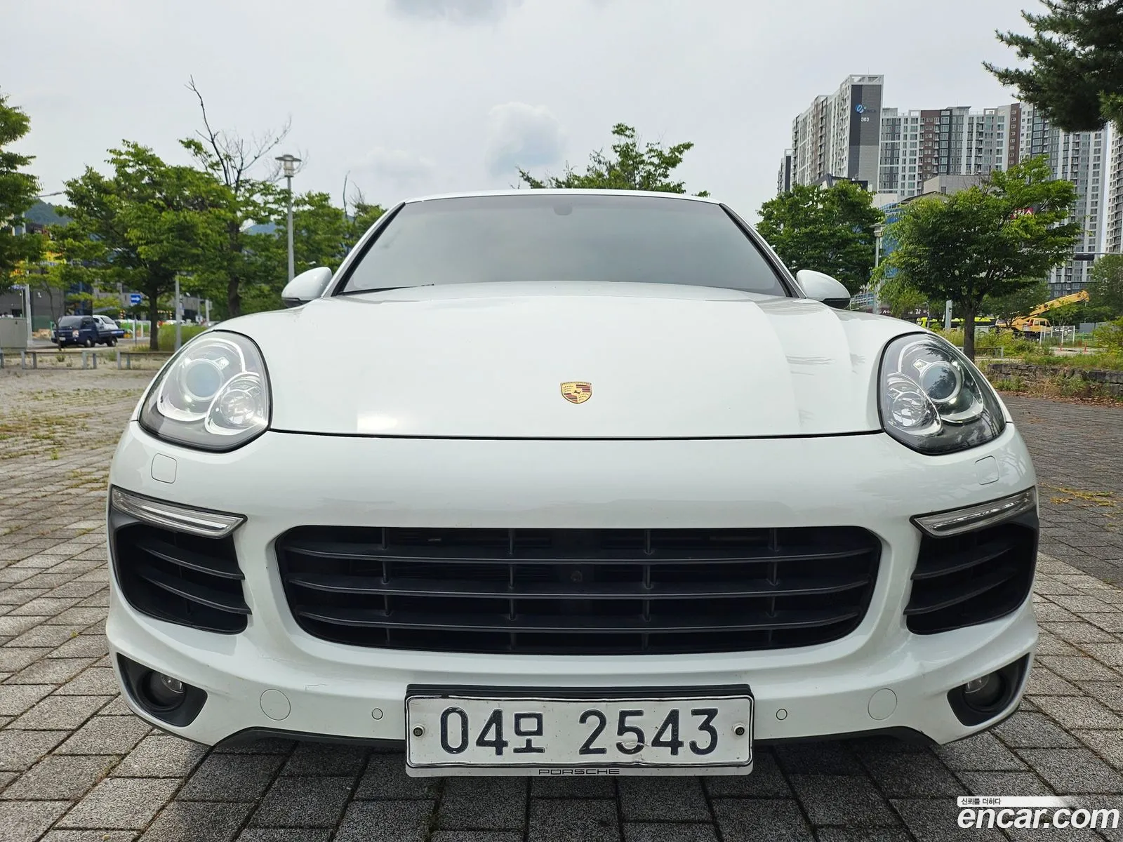 Porsche Cayenne 2017 — 18