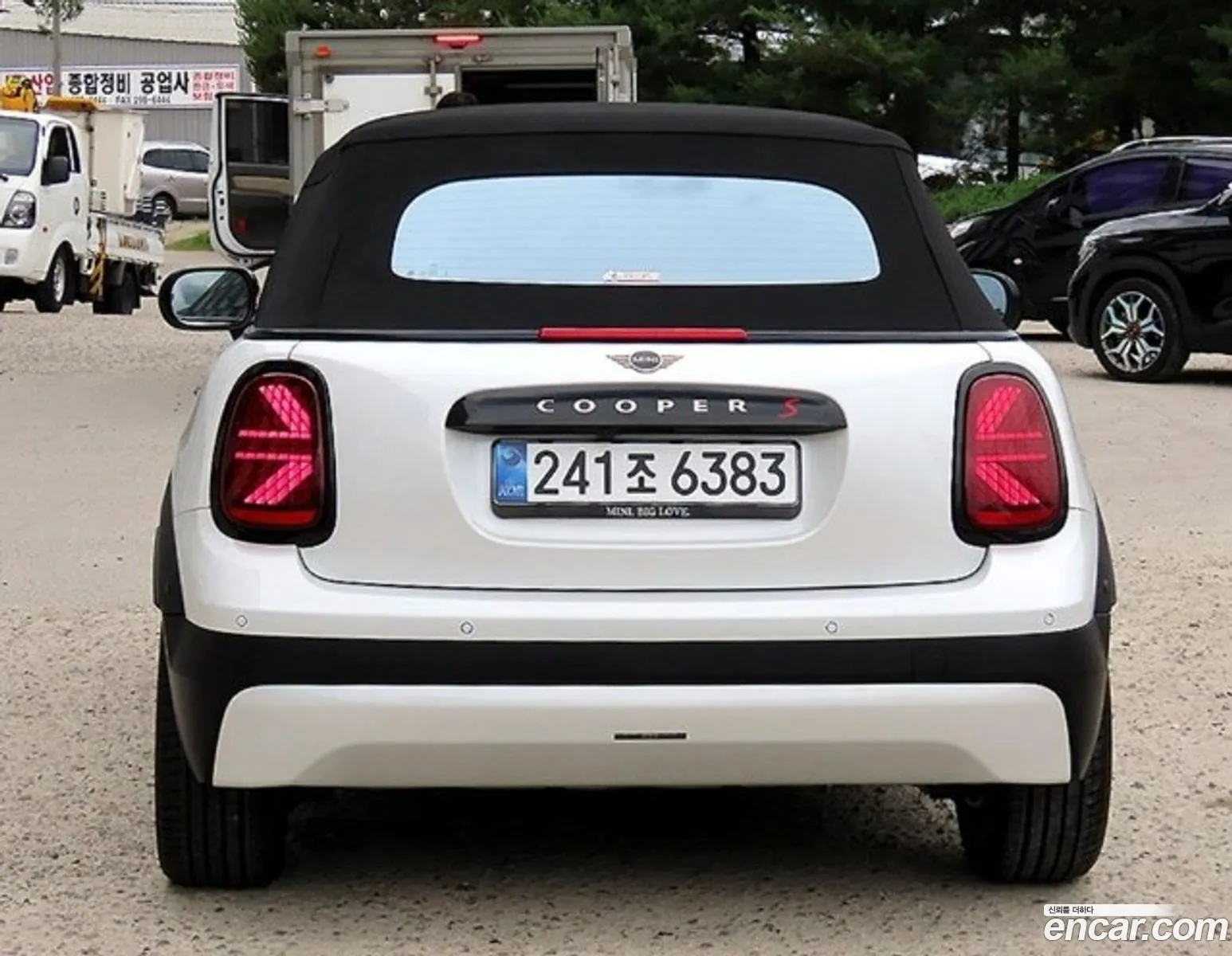 Mini Cooper S Convertible 2026 — 5