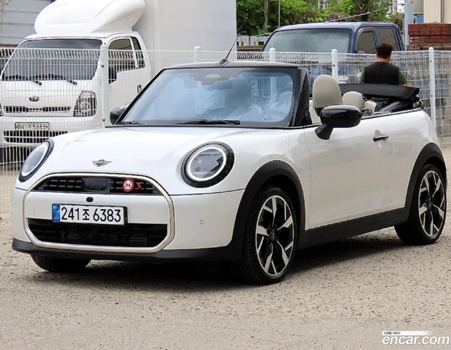 Mini Cooper S Convertible 2026 — 14