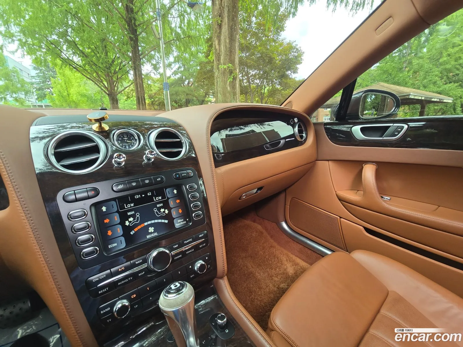 Bentley Flying Spur 2008 — 18