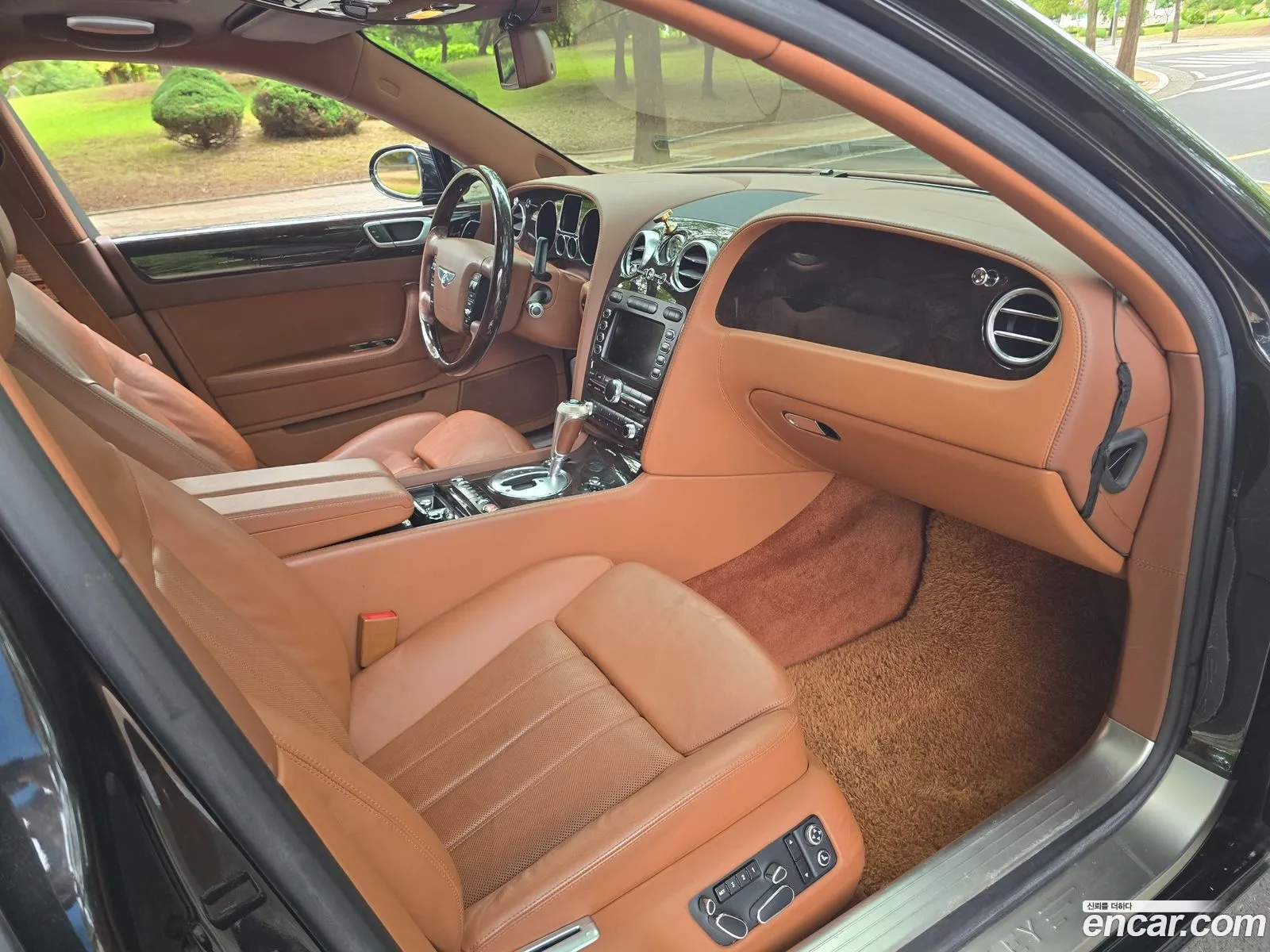 Bentley Flying Spur 2008 — 17