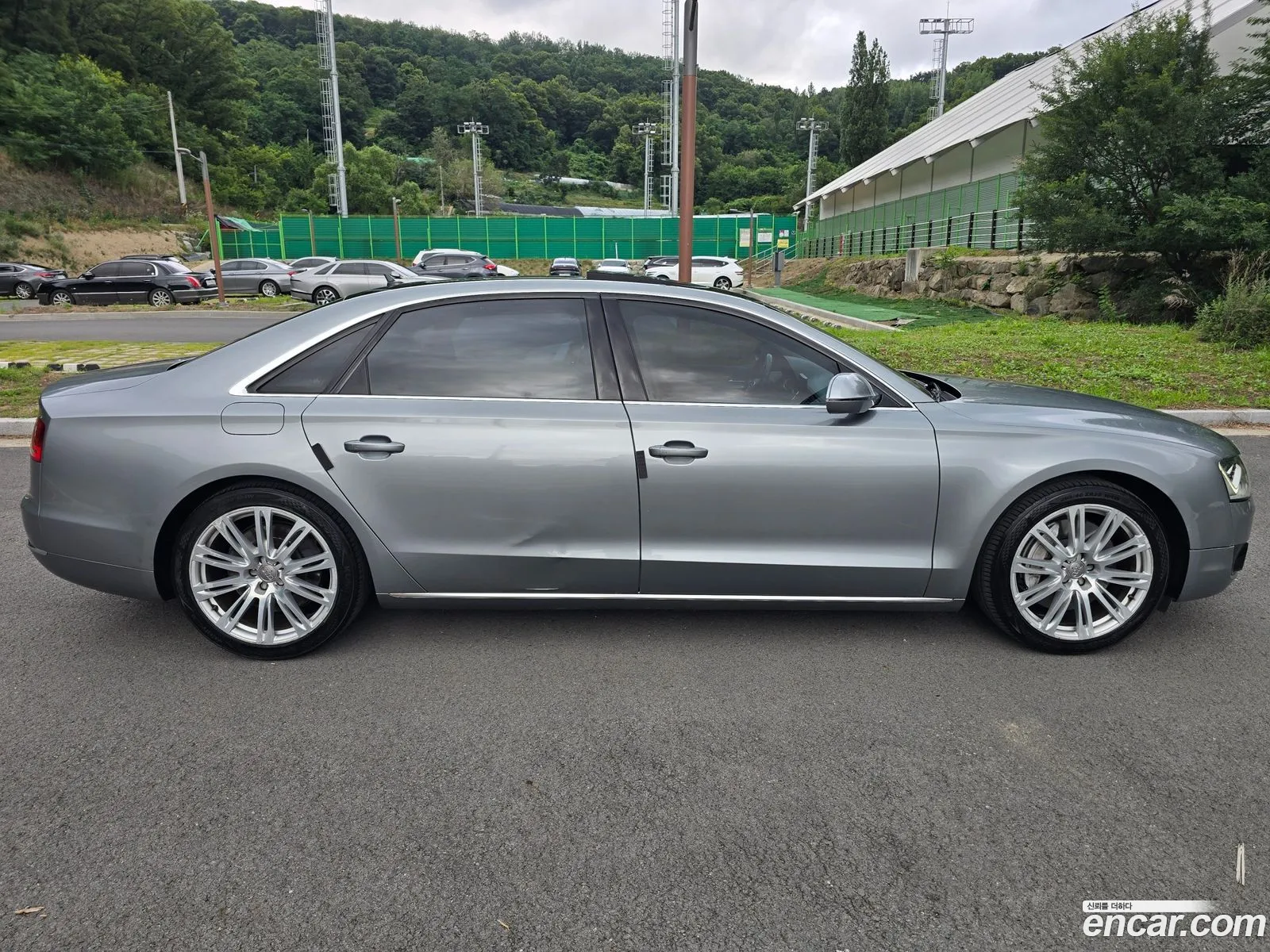 Audi A8 2012 — 16