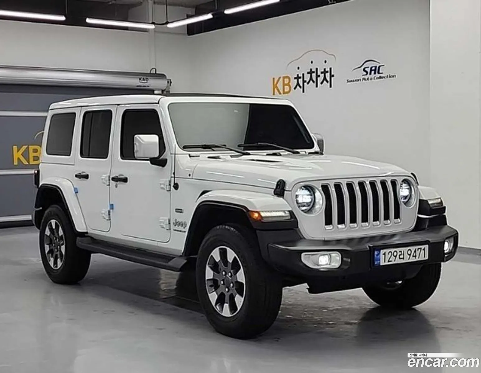 Jeep Wrangler 2023 — 19