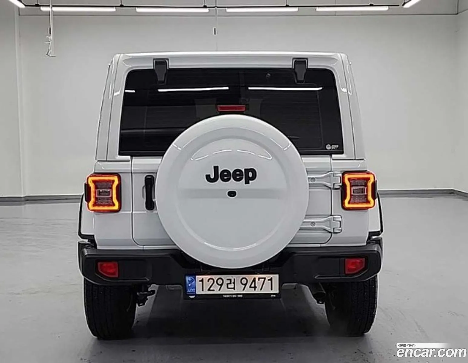 Jeep Wrangler 2023 — 14
