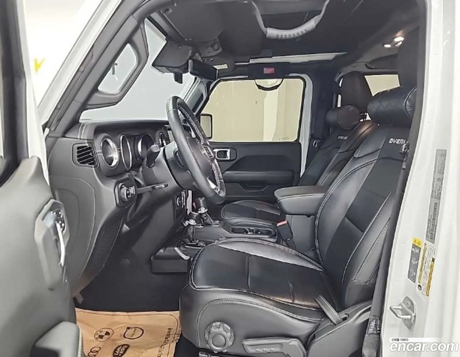 Jeep Wrangler 2023 — 6