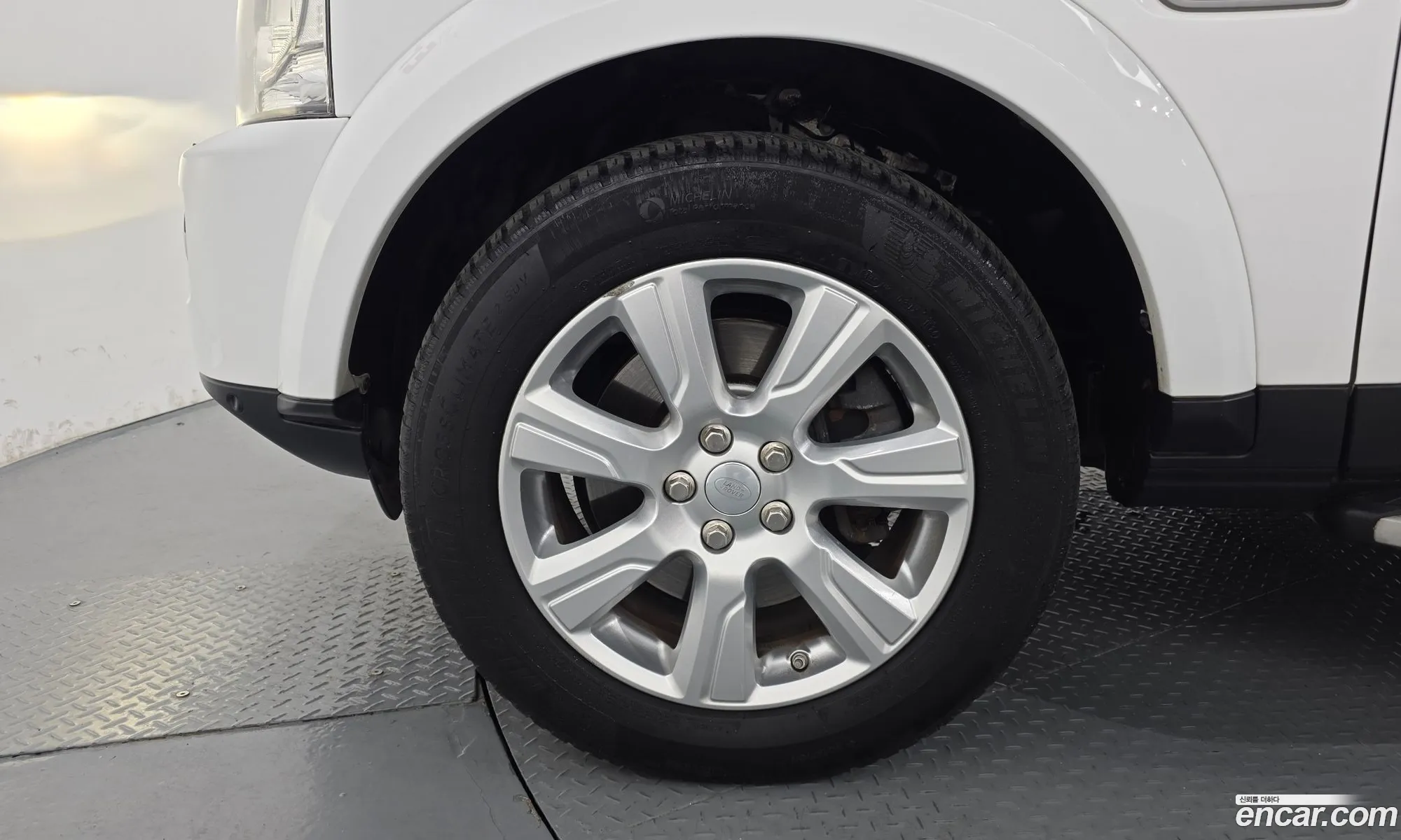 Land Rover Discovery 4 2016 SALLAAAG6GA802415 — 8