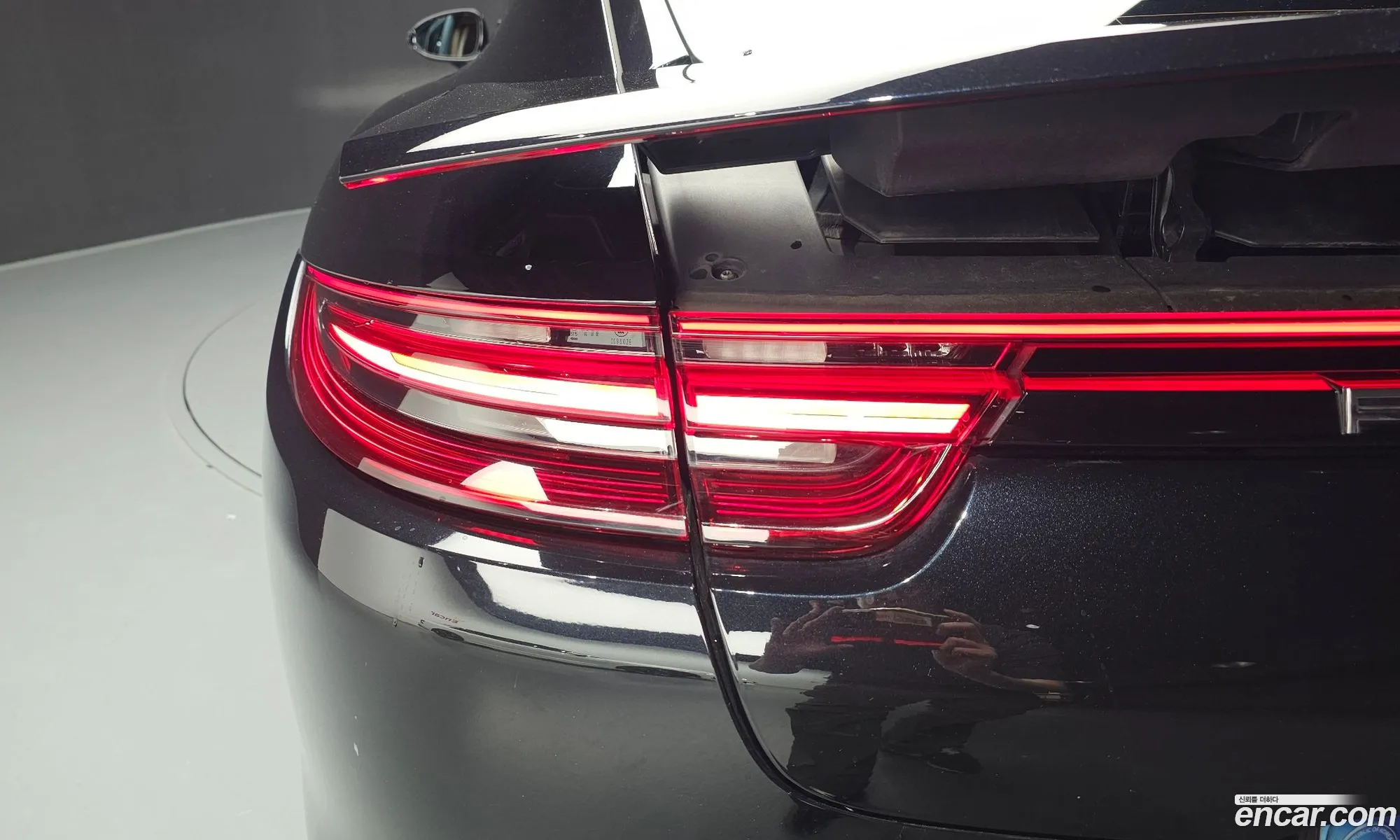 Porsche Panamera 2017 WP0AF2979HL150455 — 29