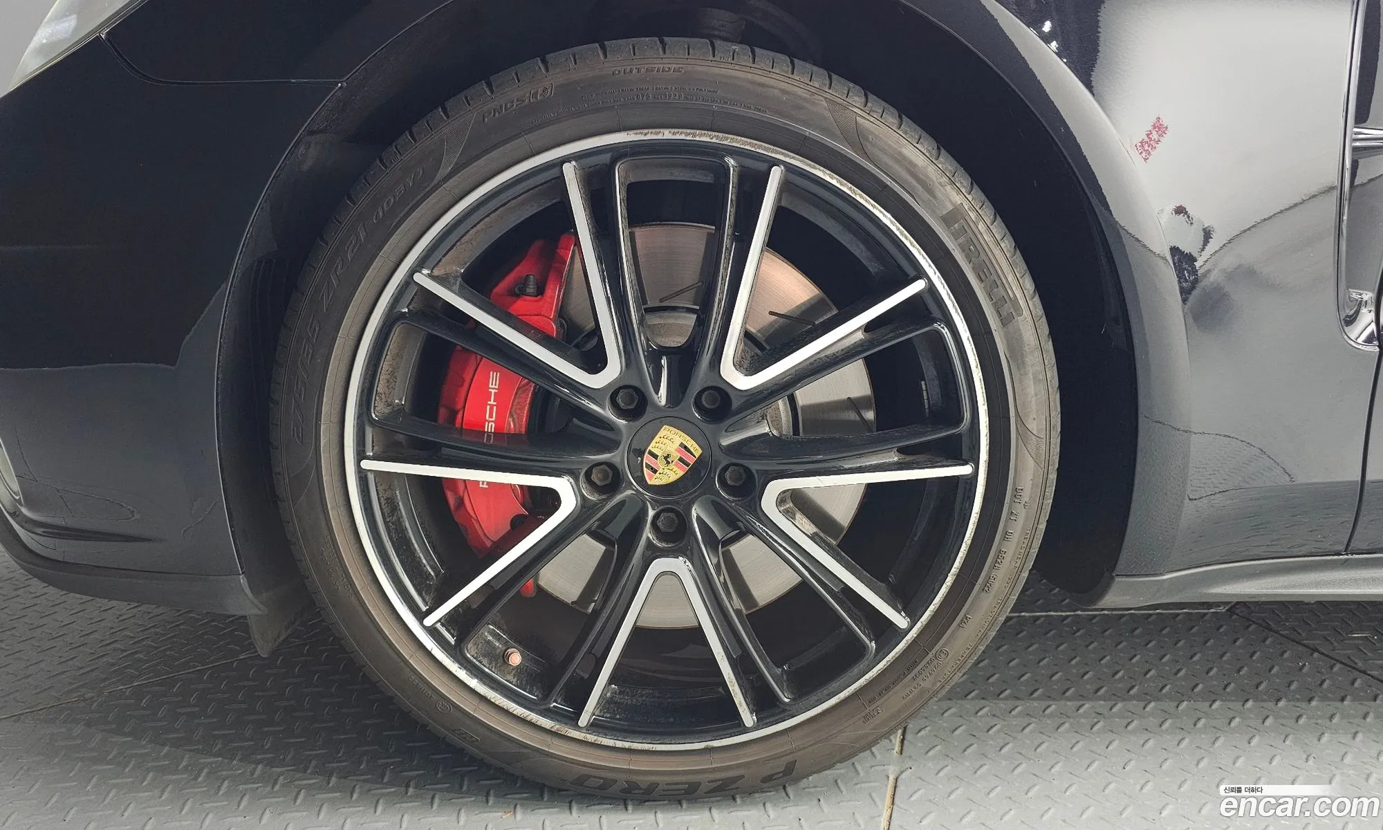 Porsche Panamera 2017 WP0AF2979HL150455 — 41