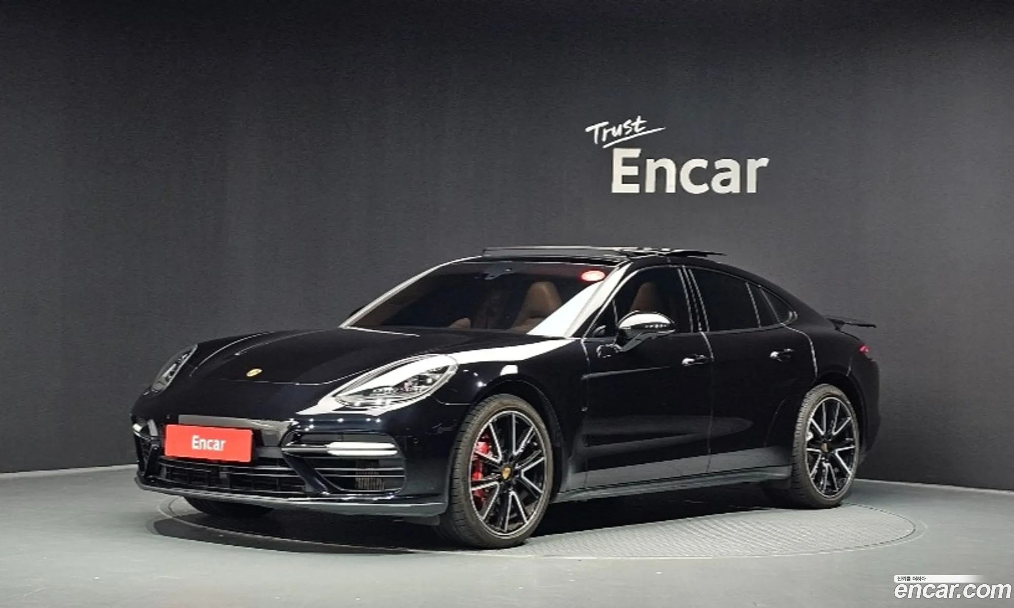 Porsche Panamera 2017 — 20