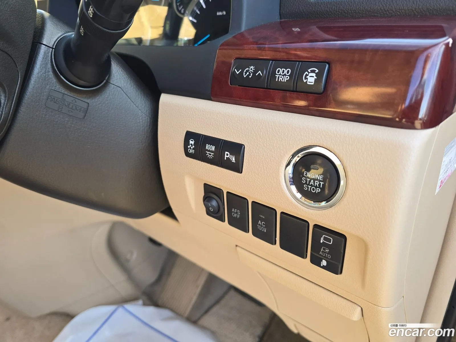 Toyota Alphard 2010 — 7