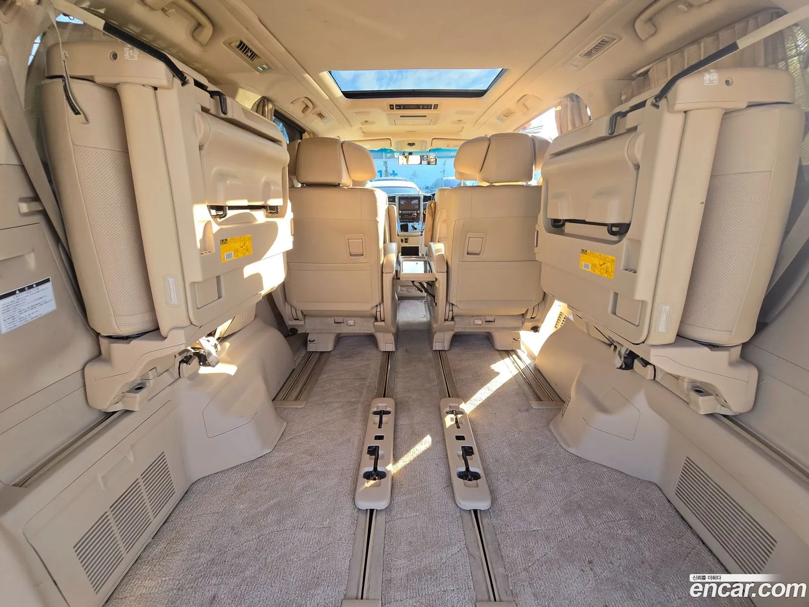 Toyota Alphard 2010 — 6