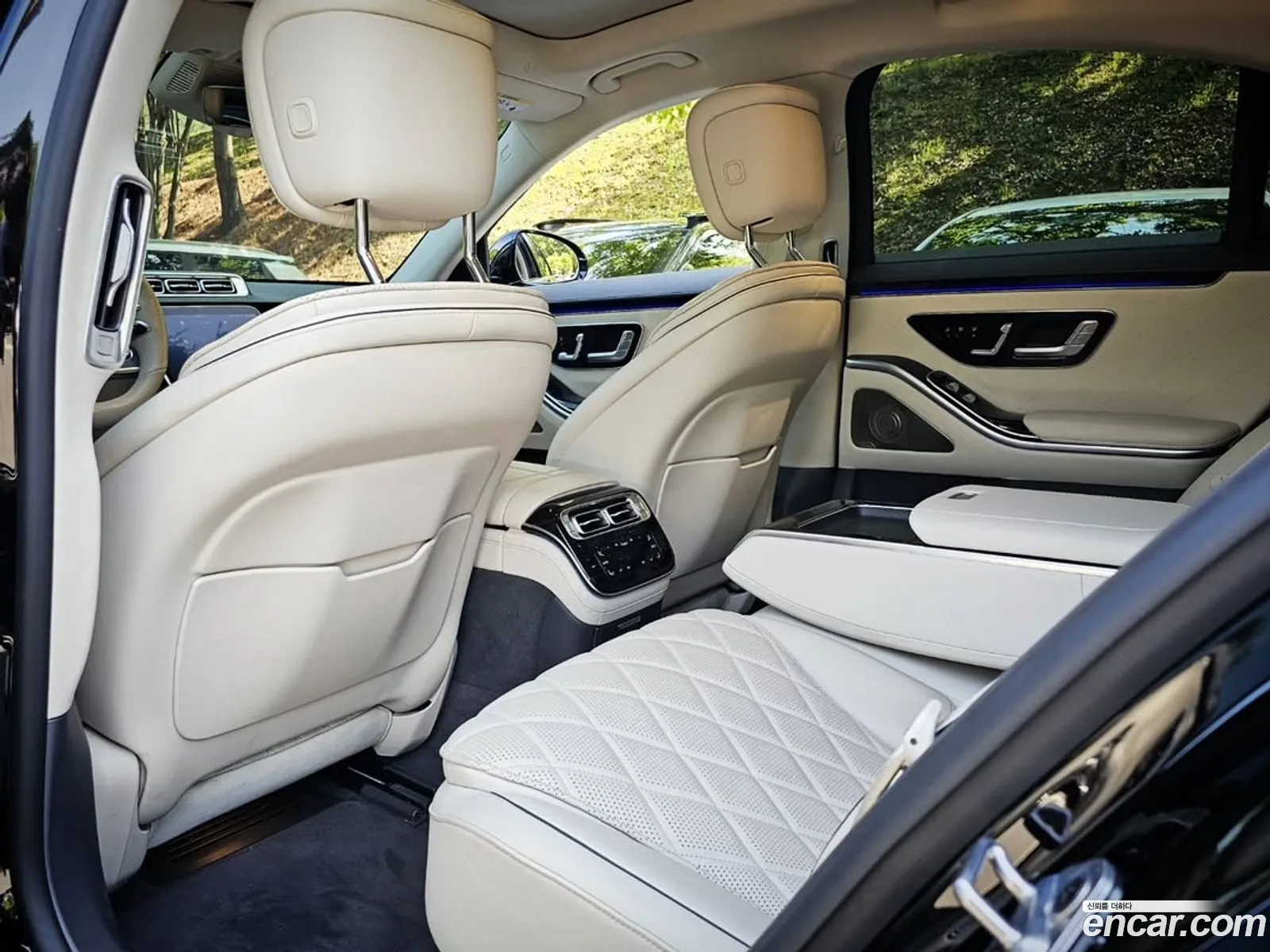 Mercedes-Benz S-Class W223 2022 — 12