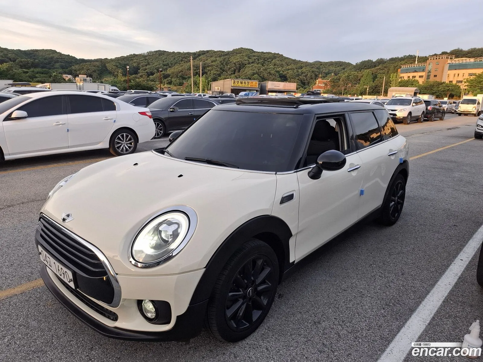Mini Cooper D Clubman 2017 — 12