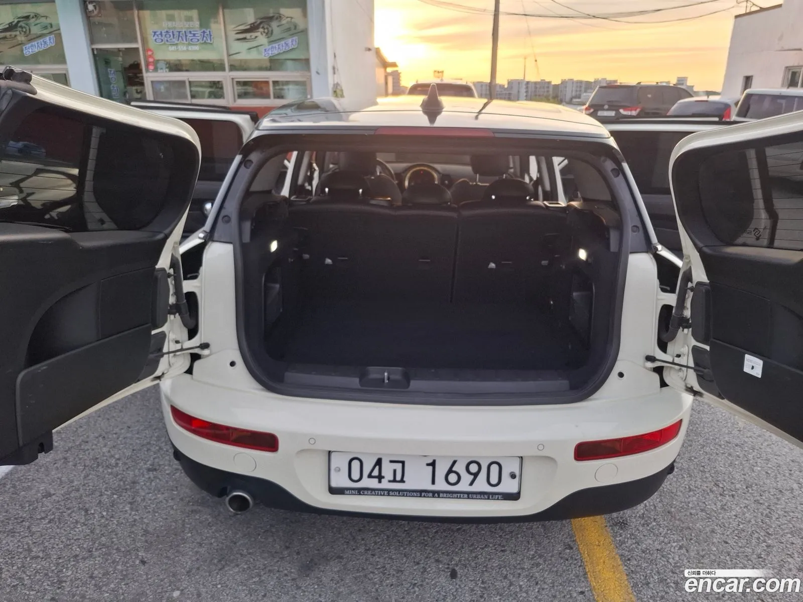 Mini Cooper D Clubman 2017 — 14