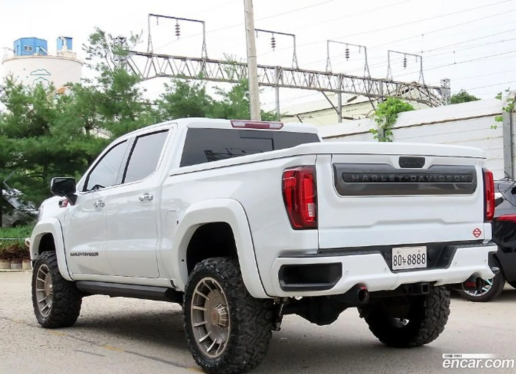 GMC Sierra