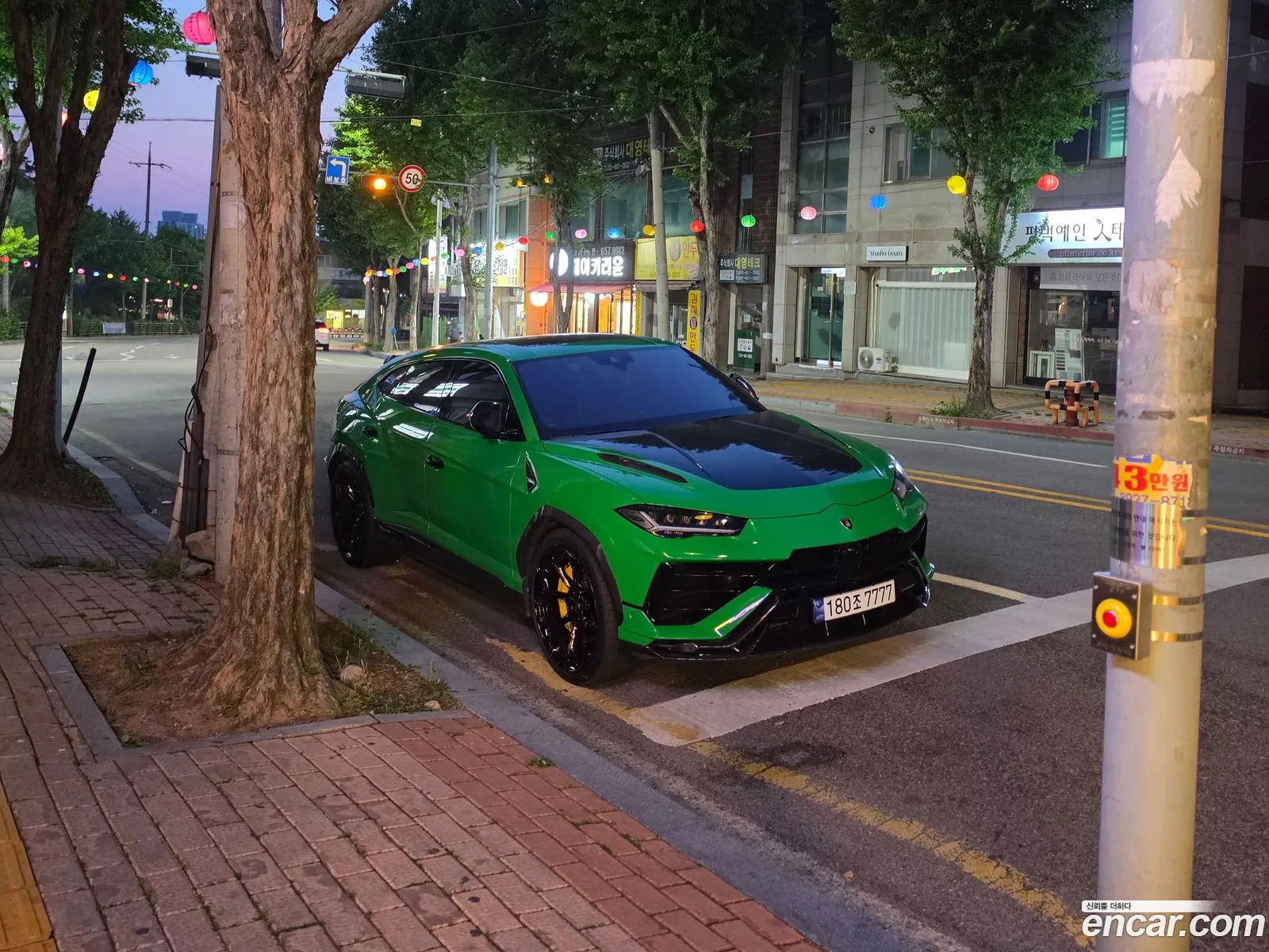 Lamborghini Urus 2024 — 2