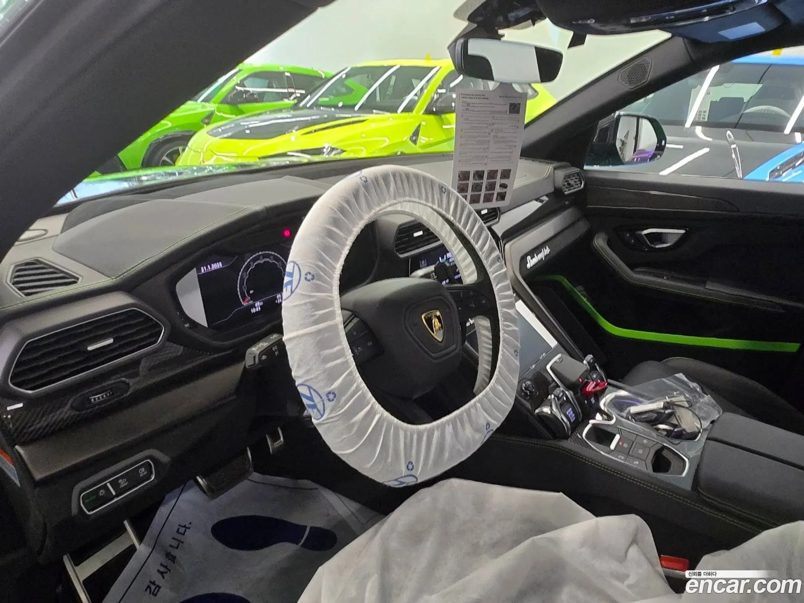 Lamborghini Urus 2024 — 4