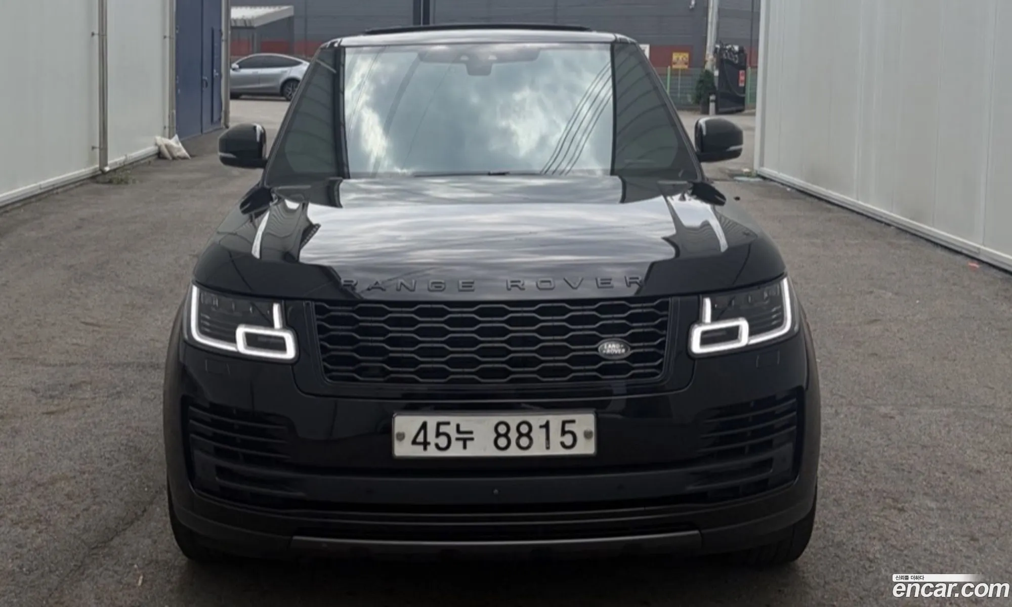 Land Rover Range Rover 2018 — 13