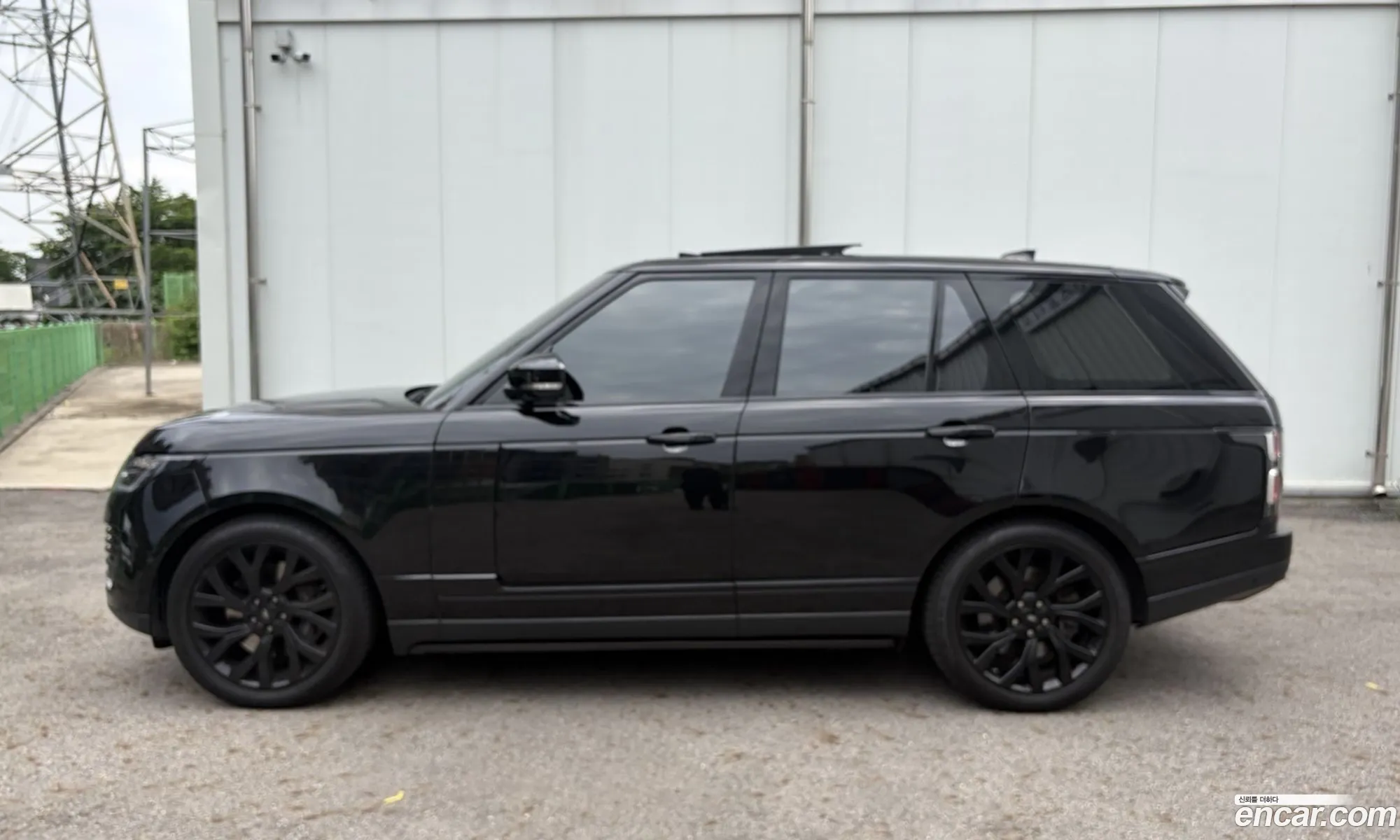 Land Rover Range Rover 2018 — 12