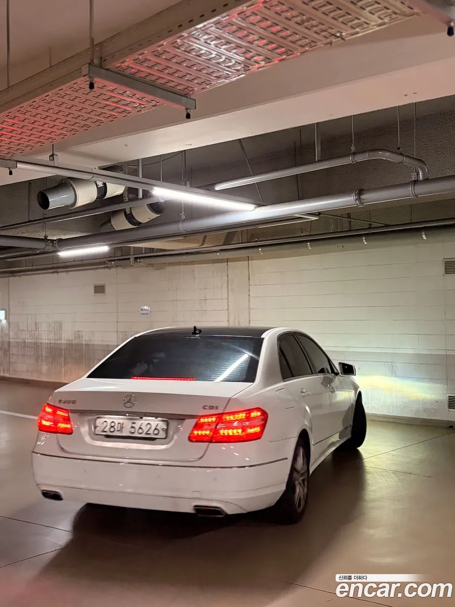 Mercedes-Benz E-Class W212 2013 — 19
