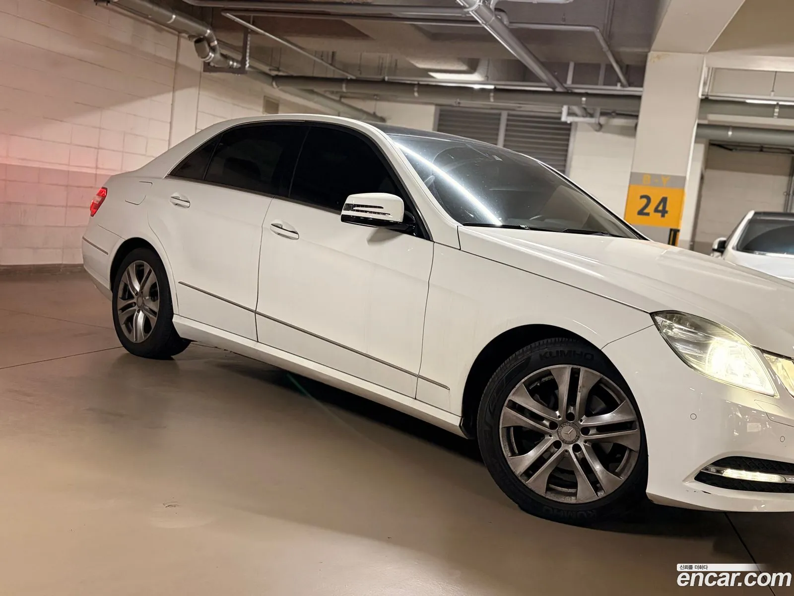 Mercedes-Benz E-Class W212 2013 — 14