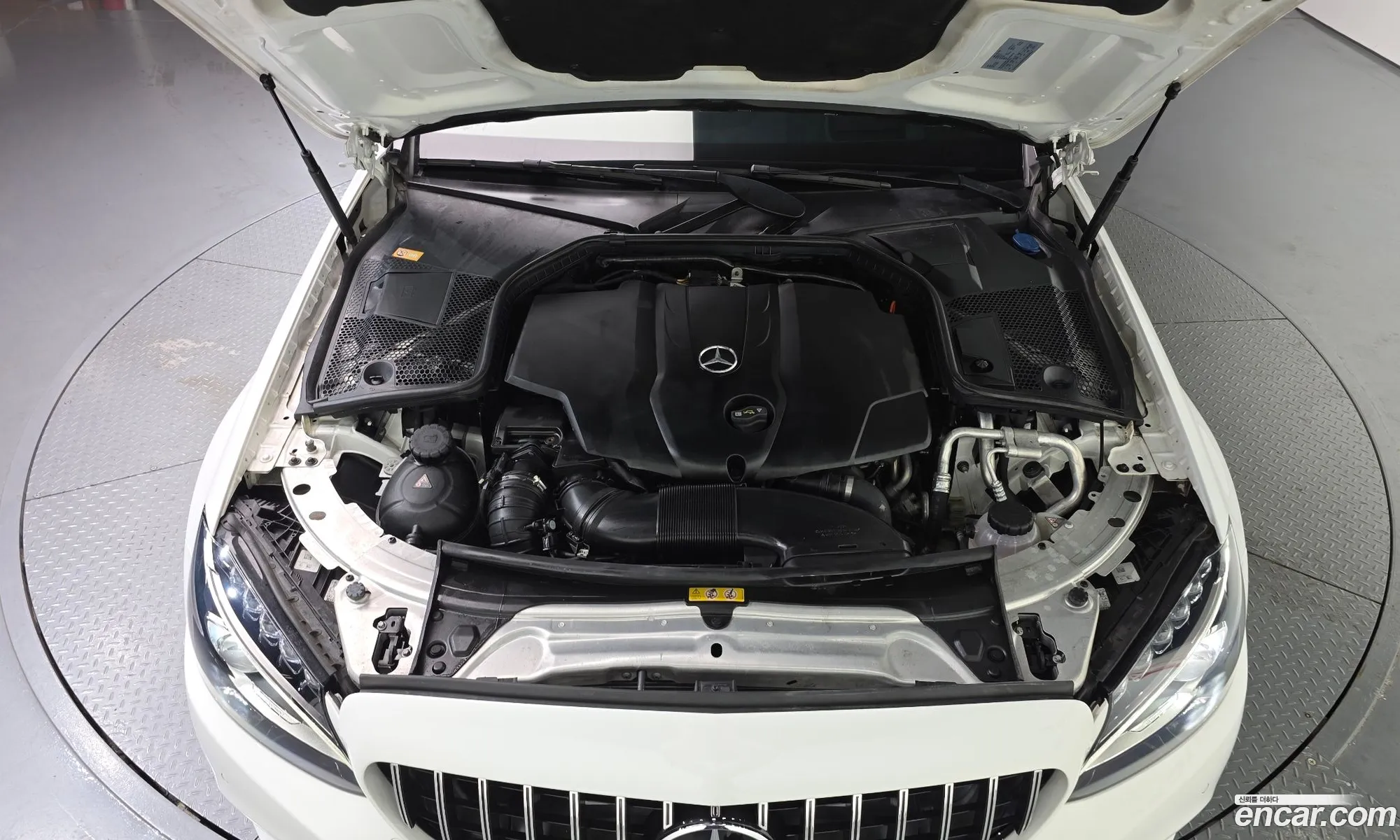 Mercedes-Benz C-Class W205 2016 — 8