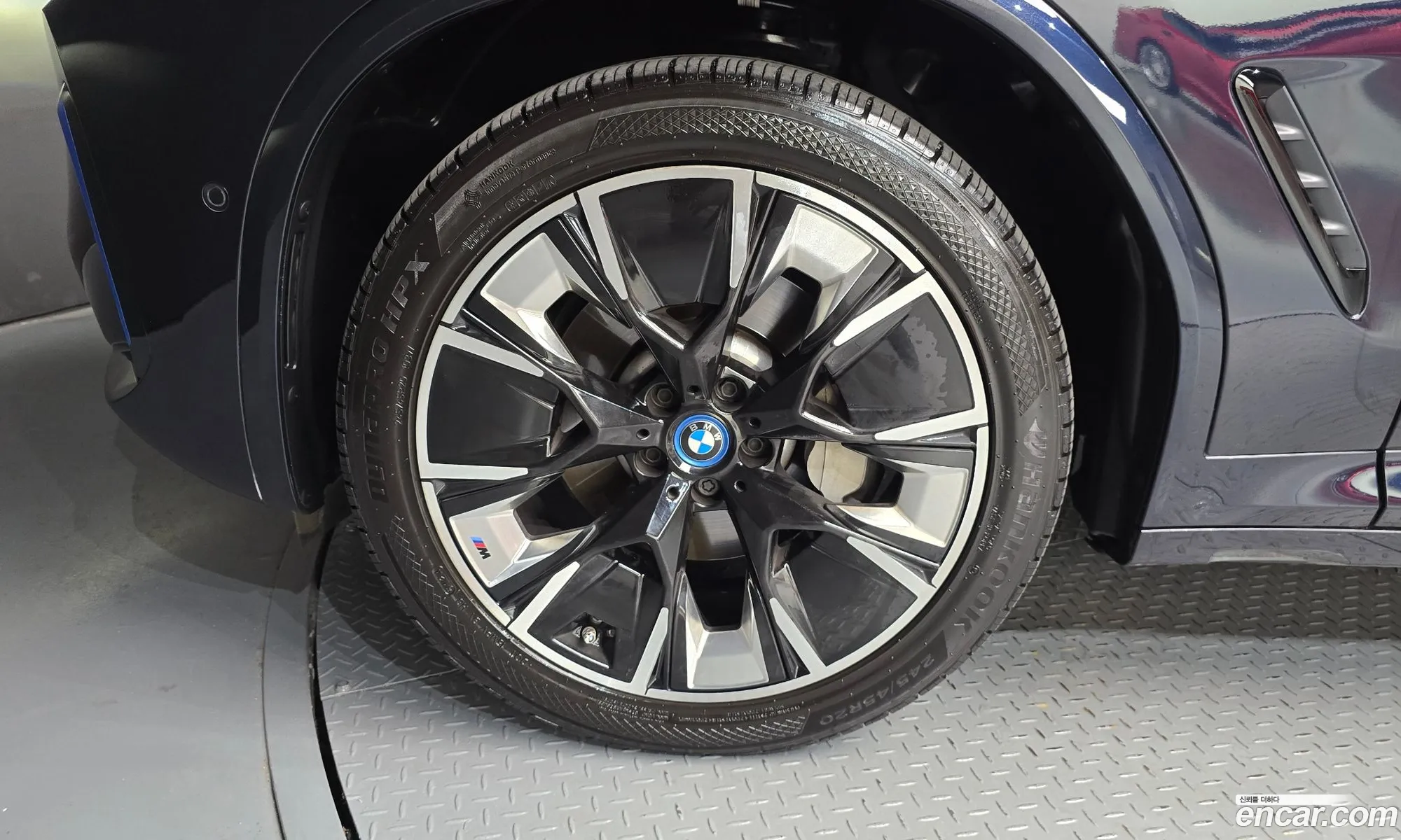 BMW iX3 2022 — 30