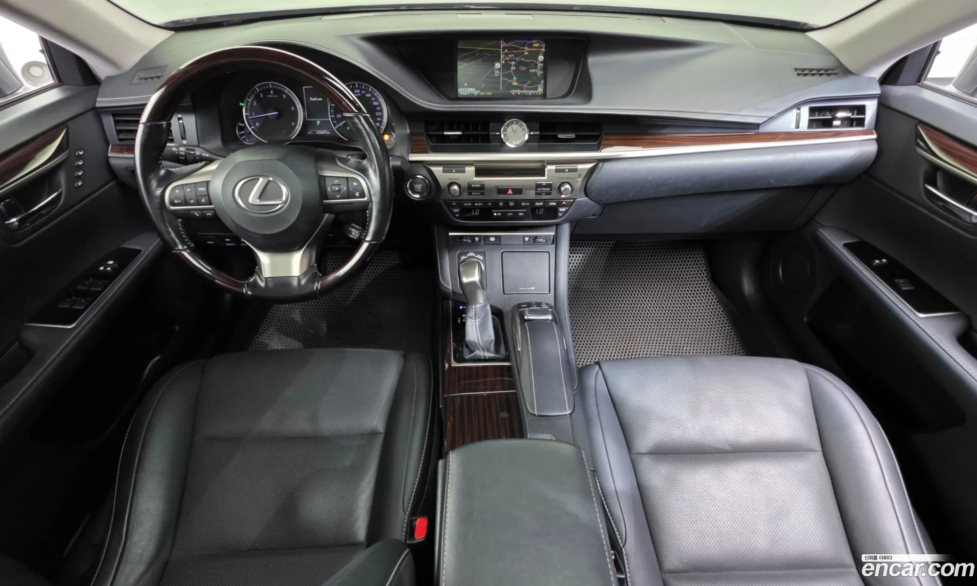 Lexus ES350 2017 — 5