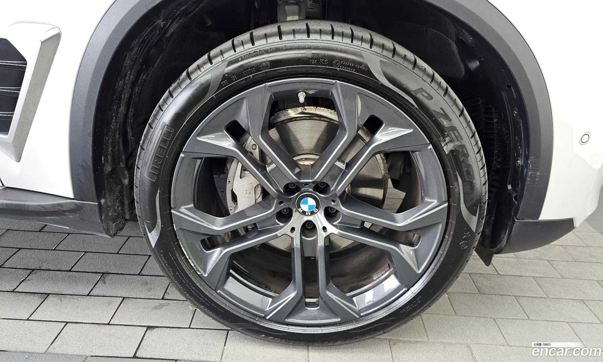 BMW X5 2024 WBA21EU02R9W07195 — 10