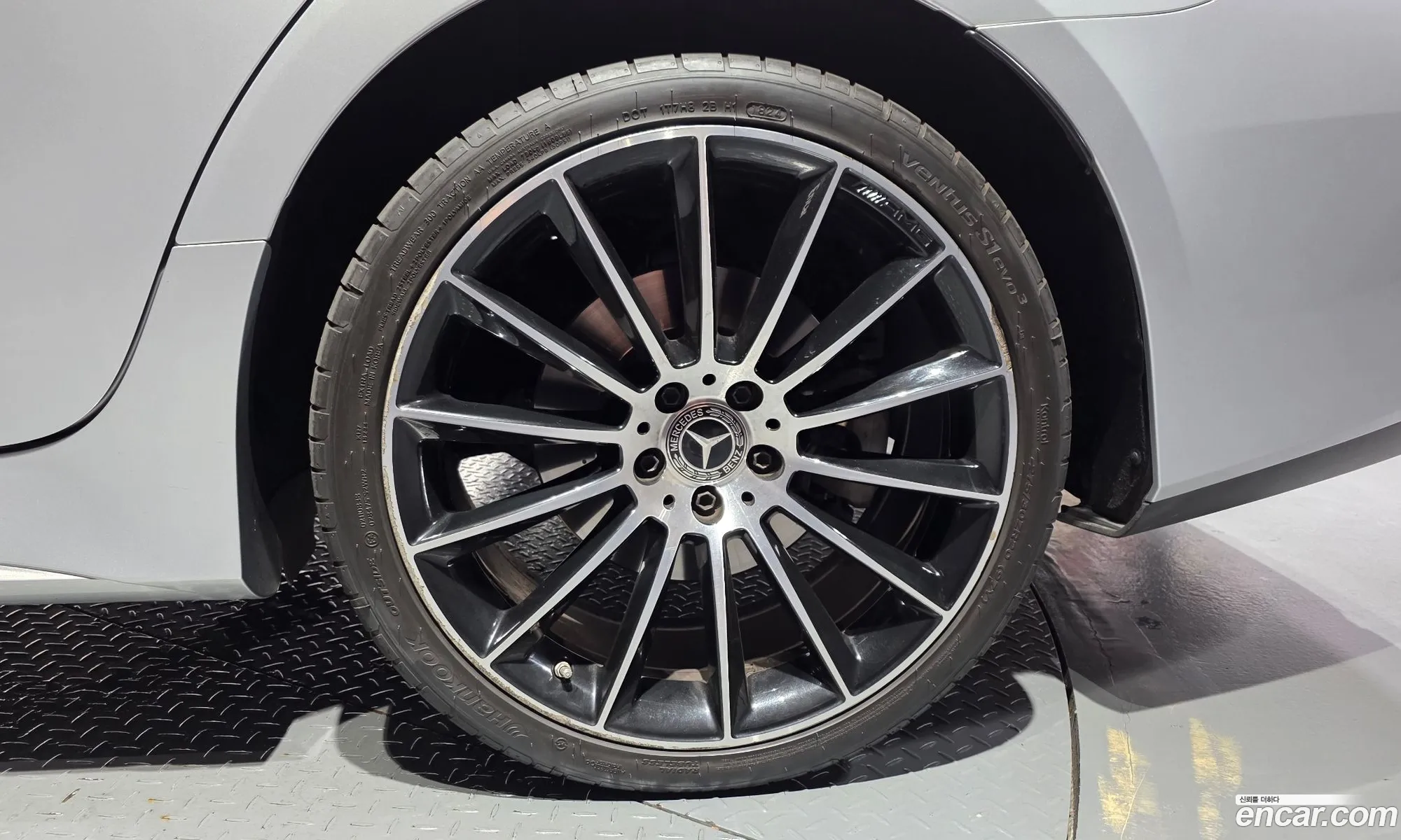 Mercedes-Benz CLS-Class C257 2018 WDD2J2DB5KA003508 — 28
