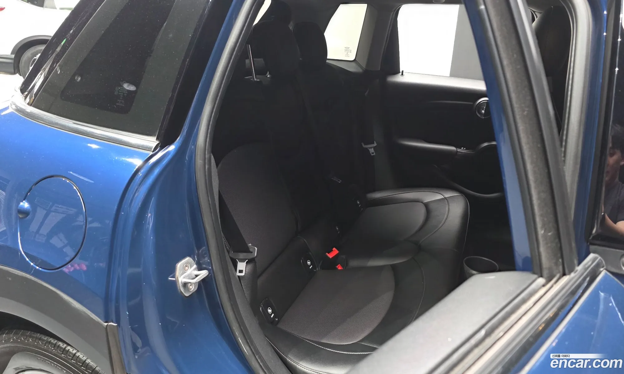 Mini Cooper 2017 — 3