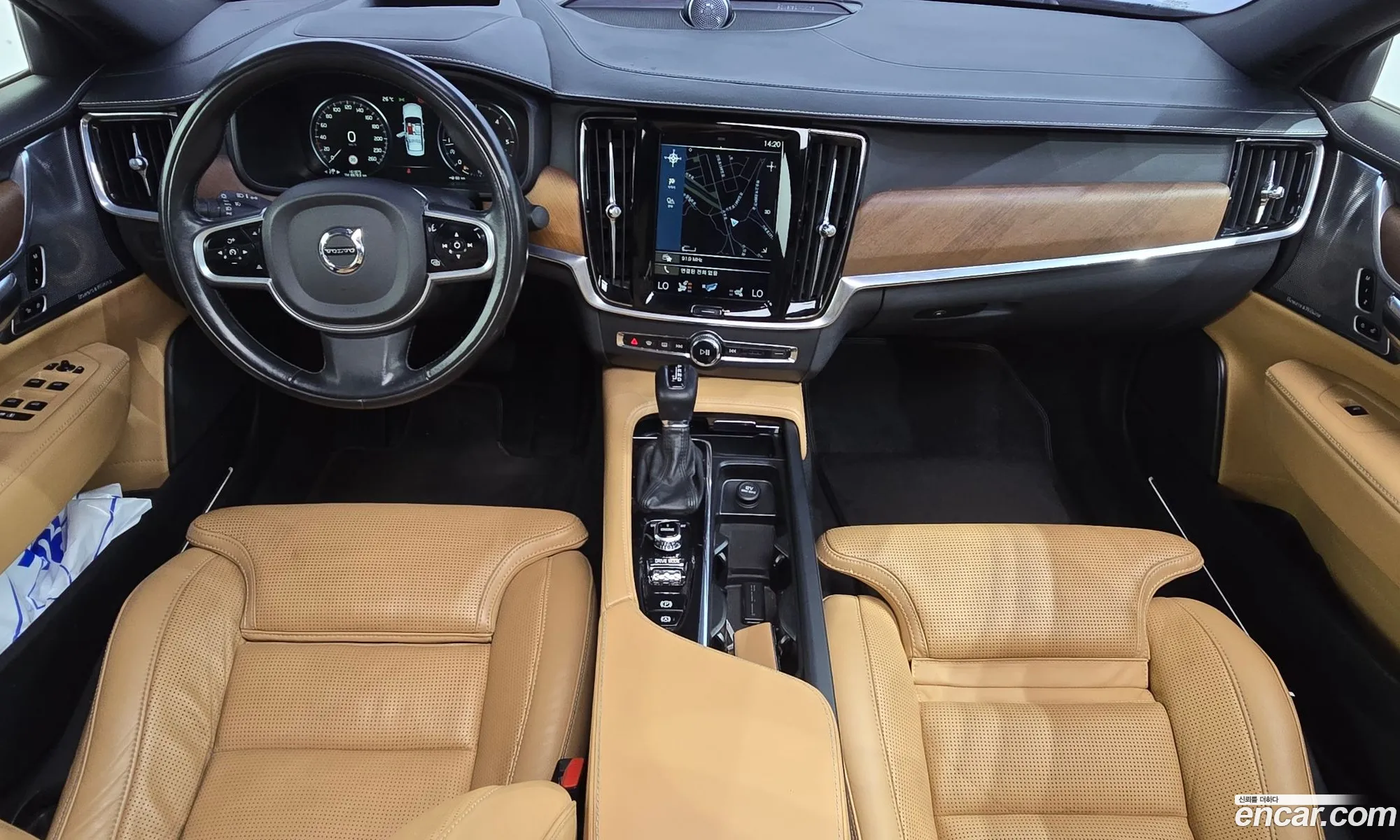 Volvo S90 2017 YV1PS68BCH1003979 — 7