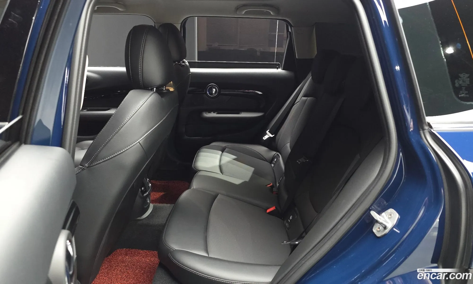 Mini Cooper Clubman 2017 WMWLN5109J2G10866 — 23