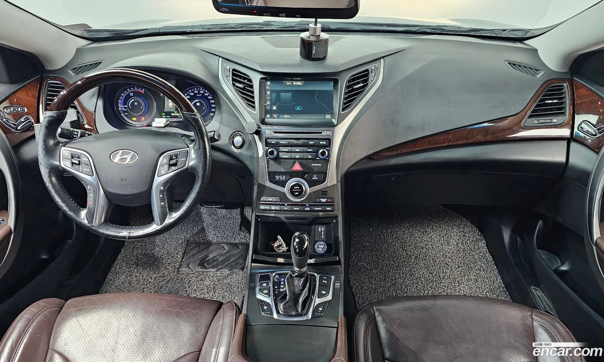 Hyundai Grandeur HG Hybrid 2015 — 2