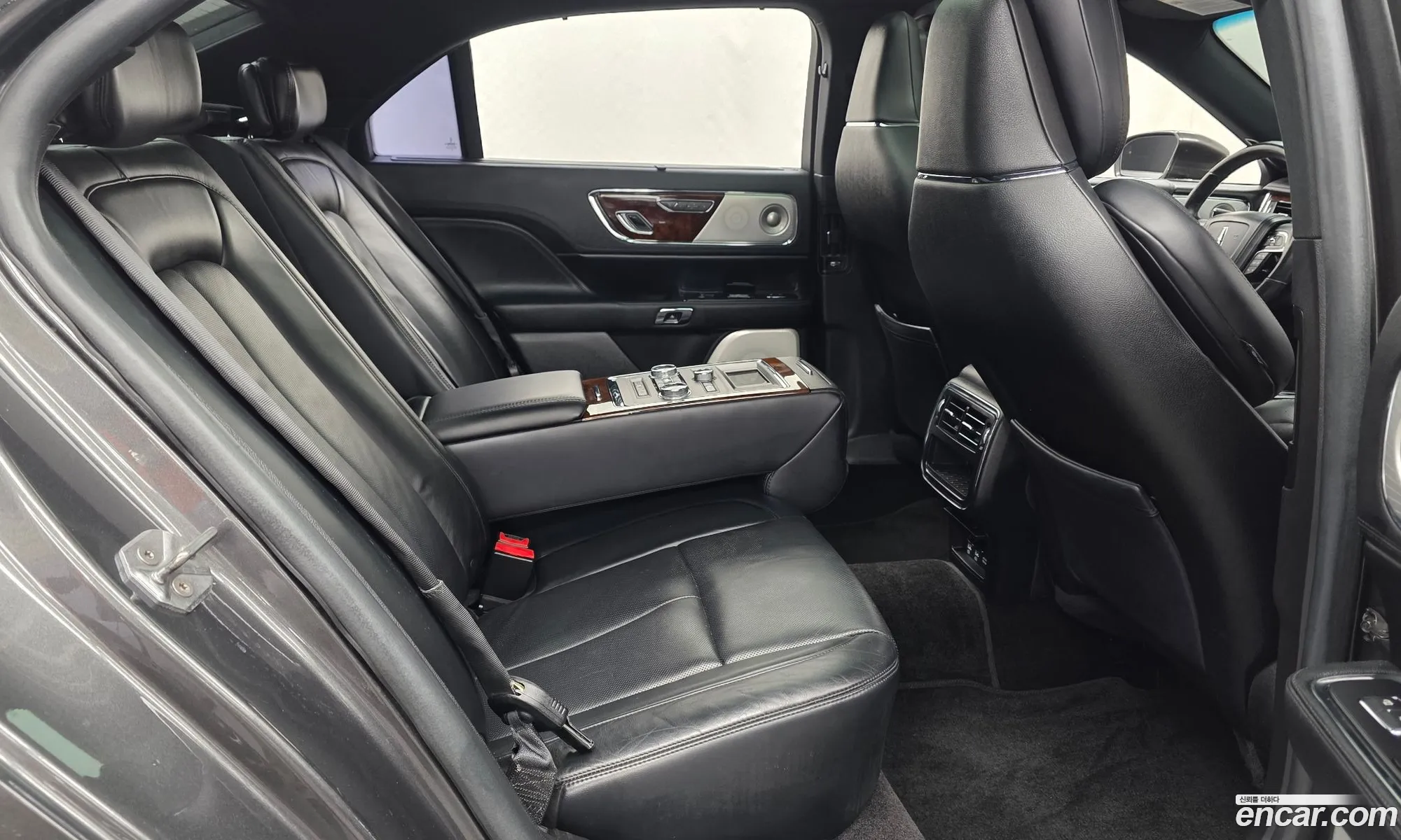 Lincoln Continental 10th Gen