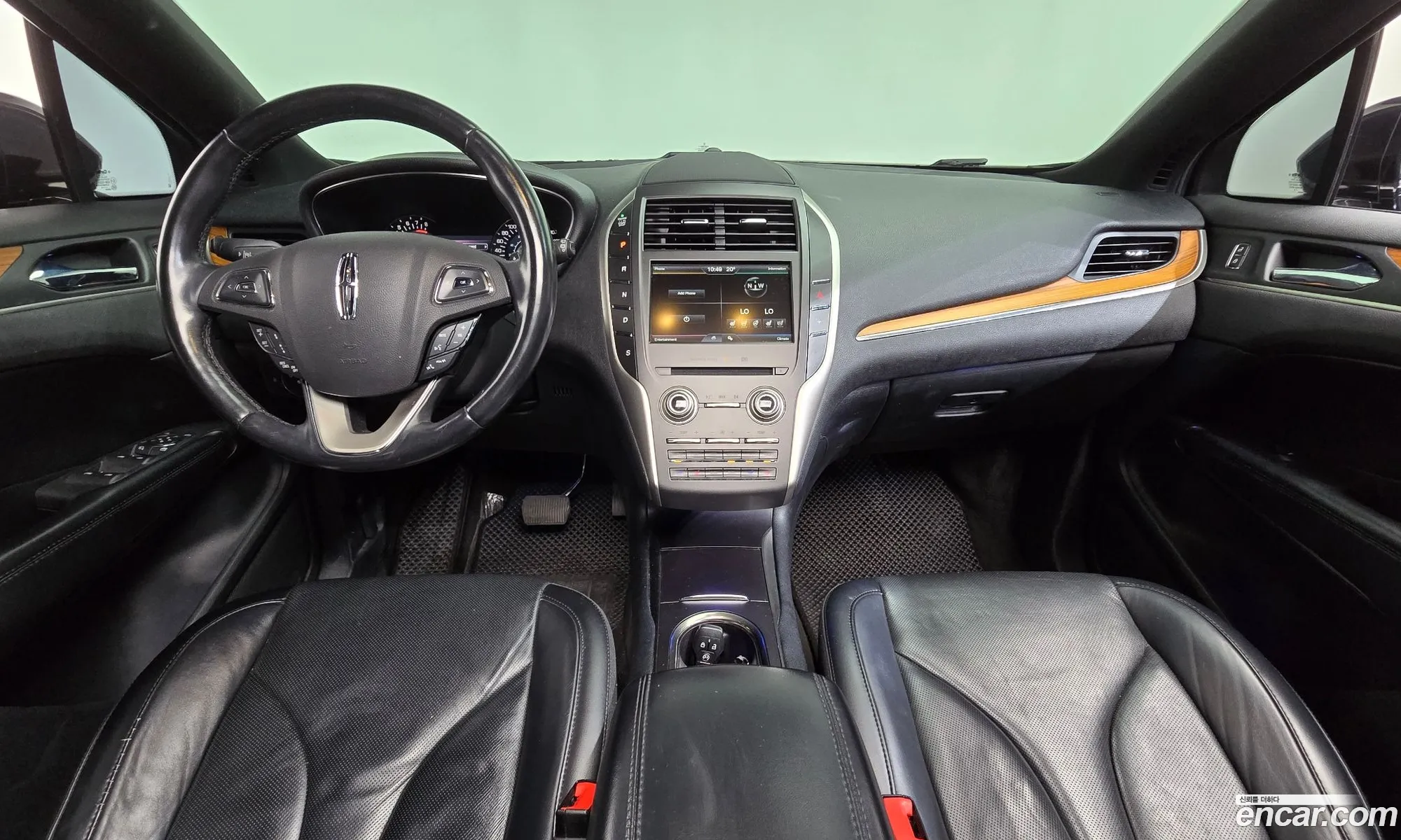 Lincoln MKC 2015 5LMCJ2A93FUJ17634 — 19