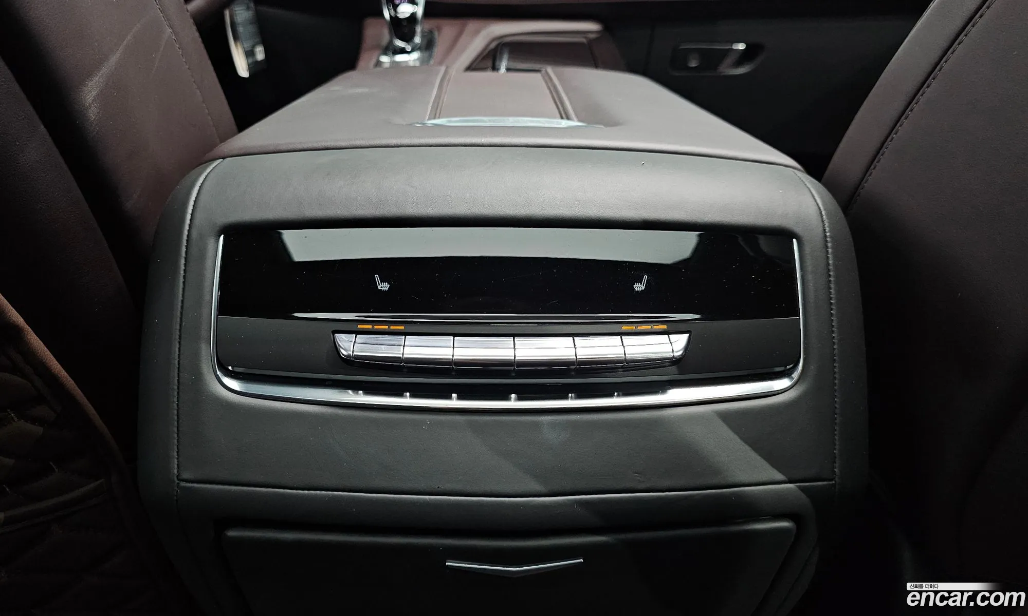 Cadillac Escalade 2023 — 14