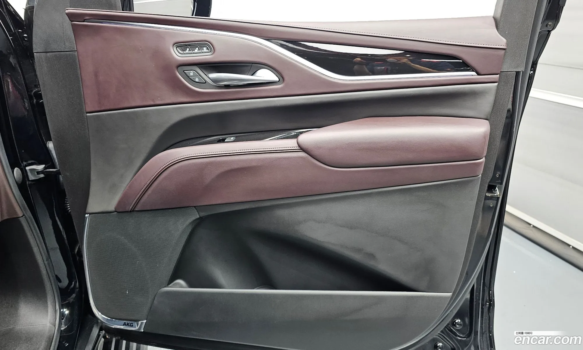 Cadillac Escalade 2023 — 5