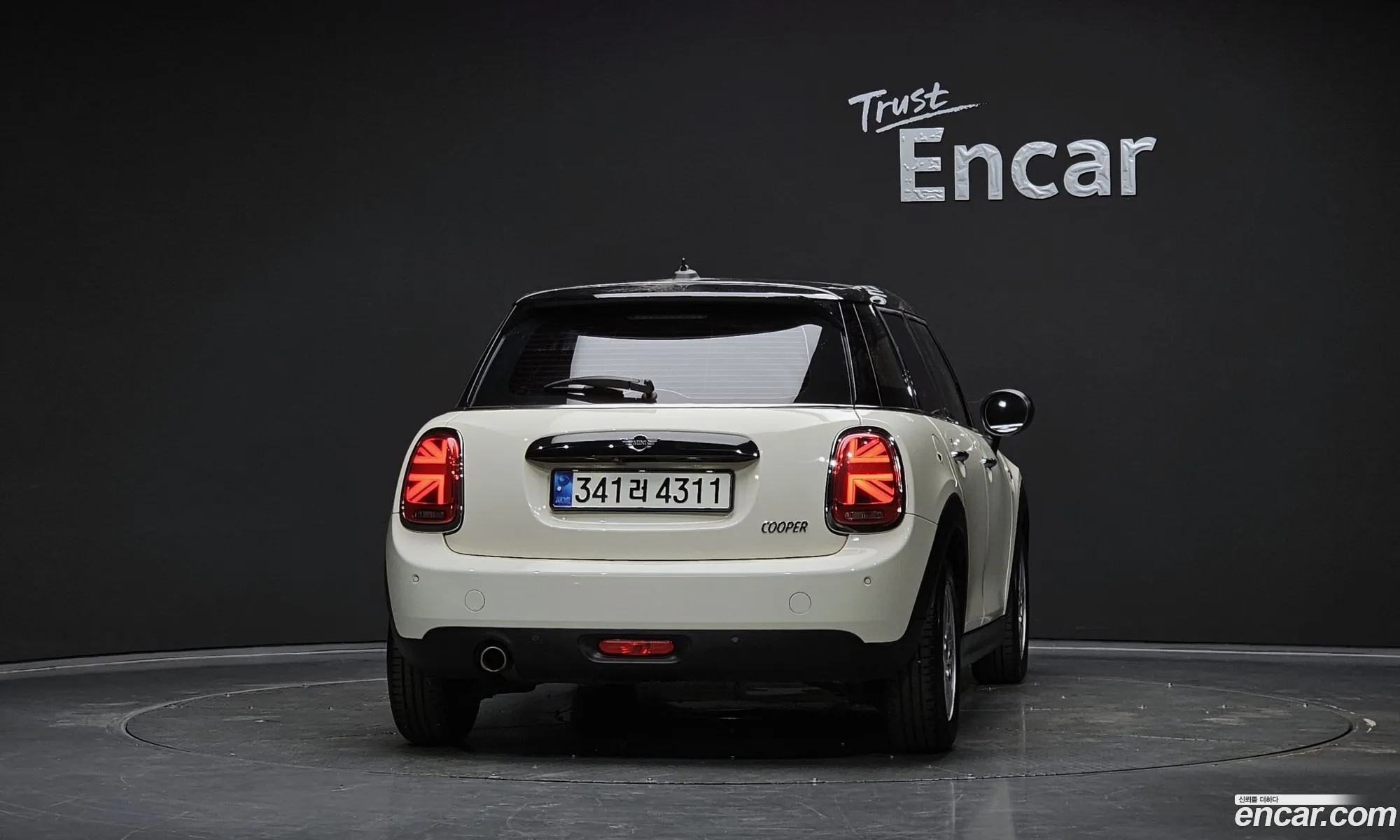 Mini Cooper 2019 WMWXV7102L2L83002 — 3
