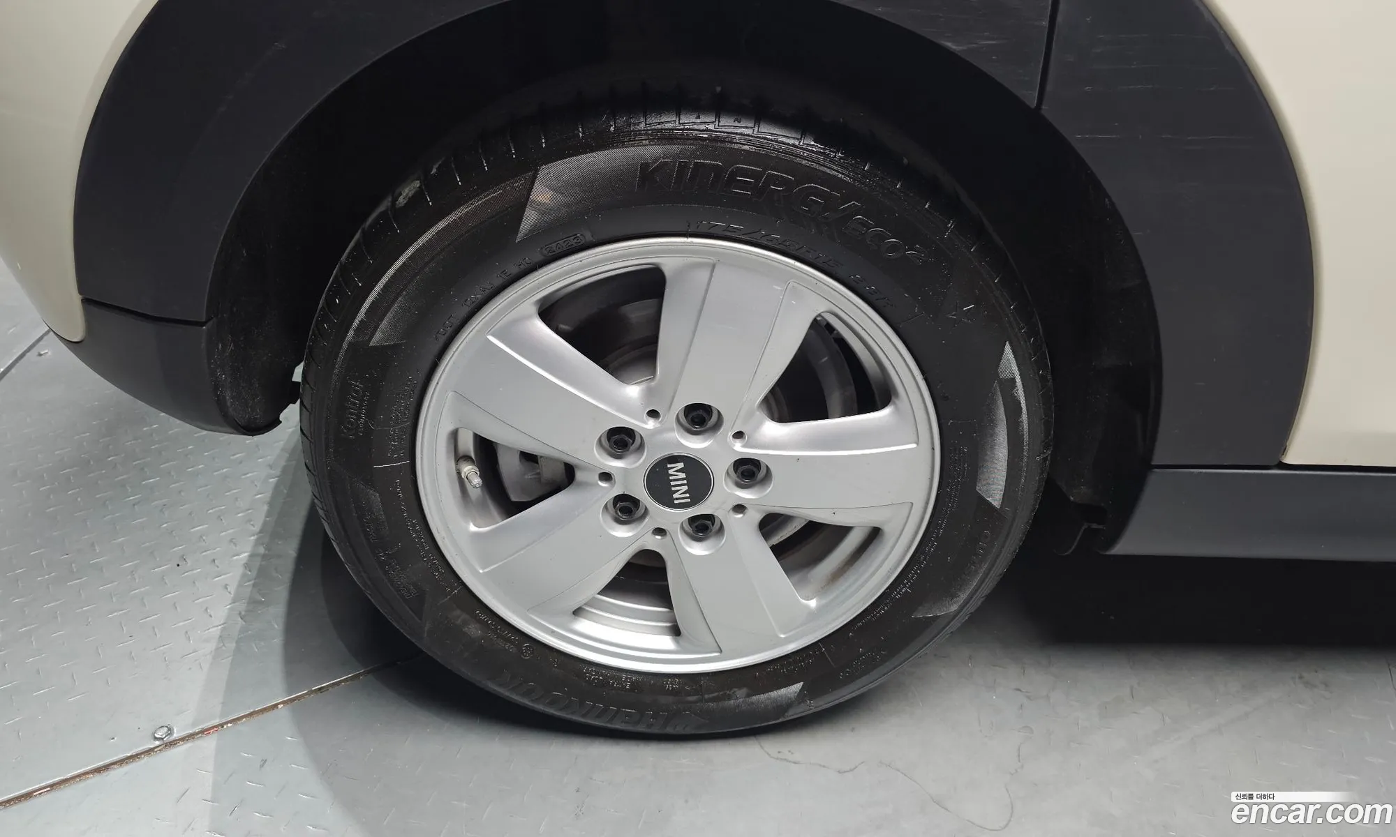 Mini Cooper 2019 WMWXV7102L2L83002 — 13