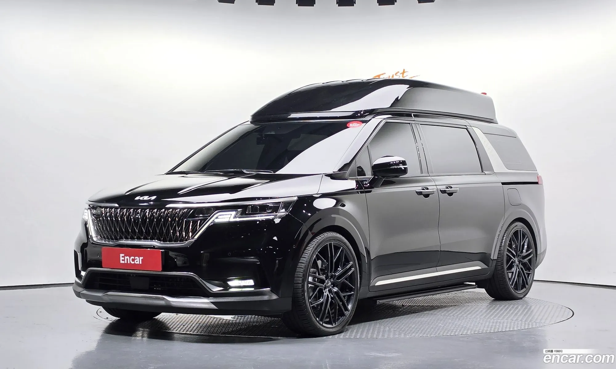 Kia Carnival 2023 — 4