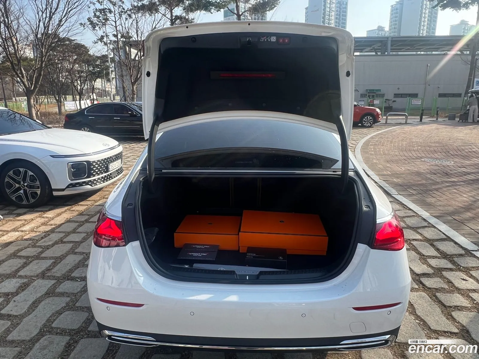 Mercedes-Benz E-Class W214 2026 — 5