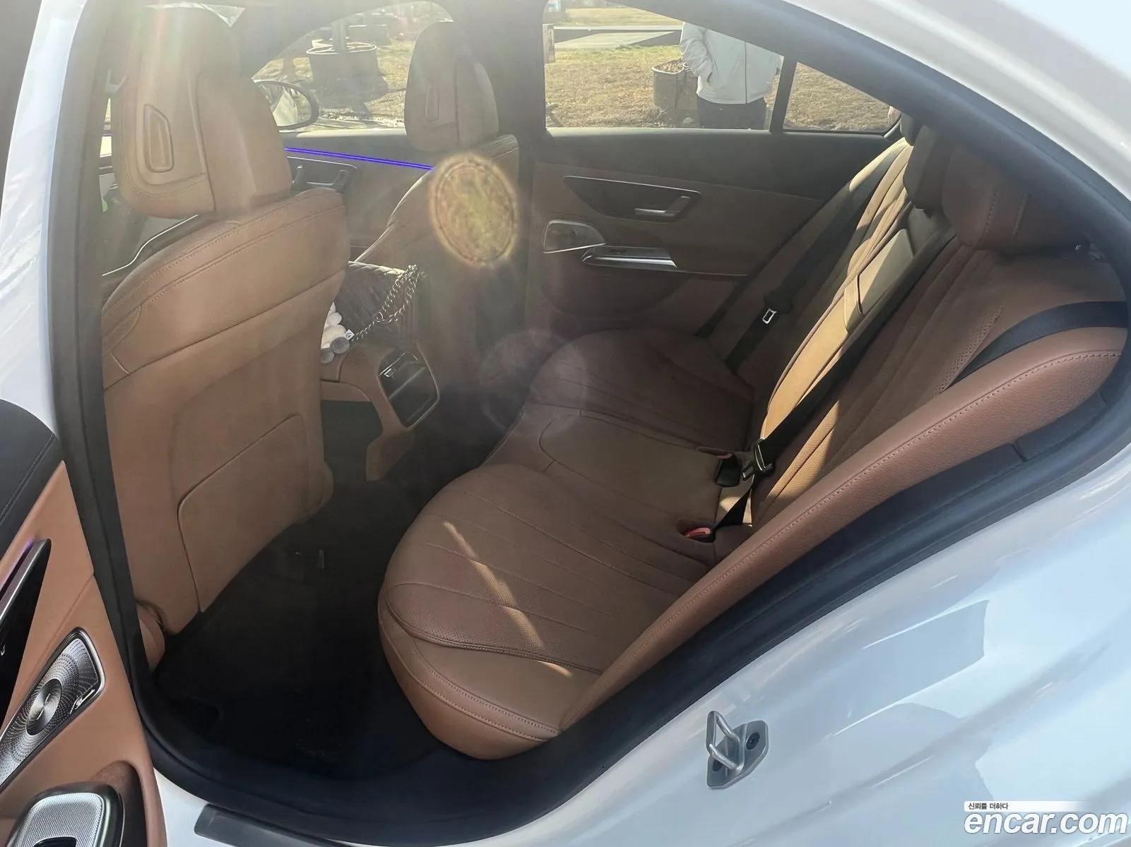 Mercedes-Benz E-Class W214 2026 — 14