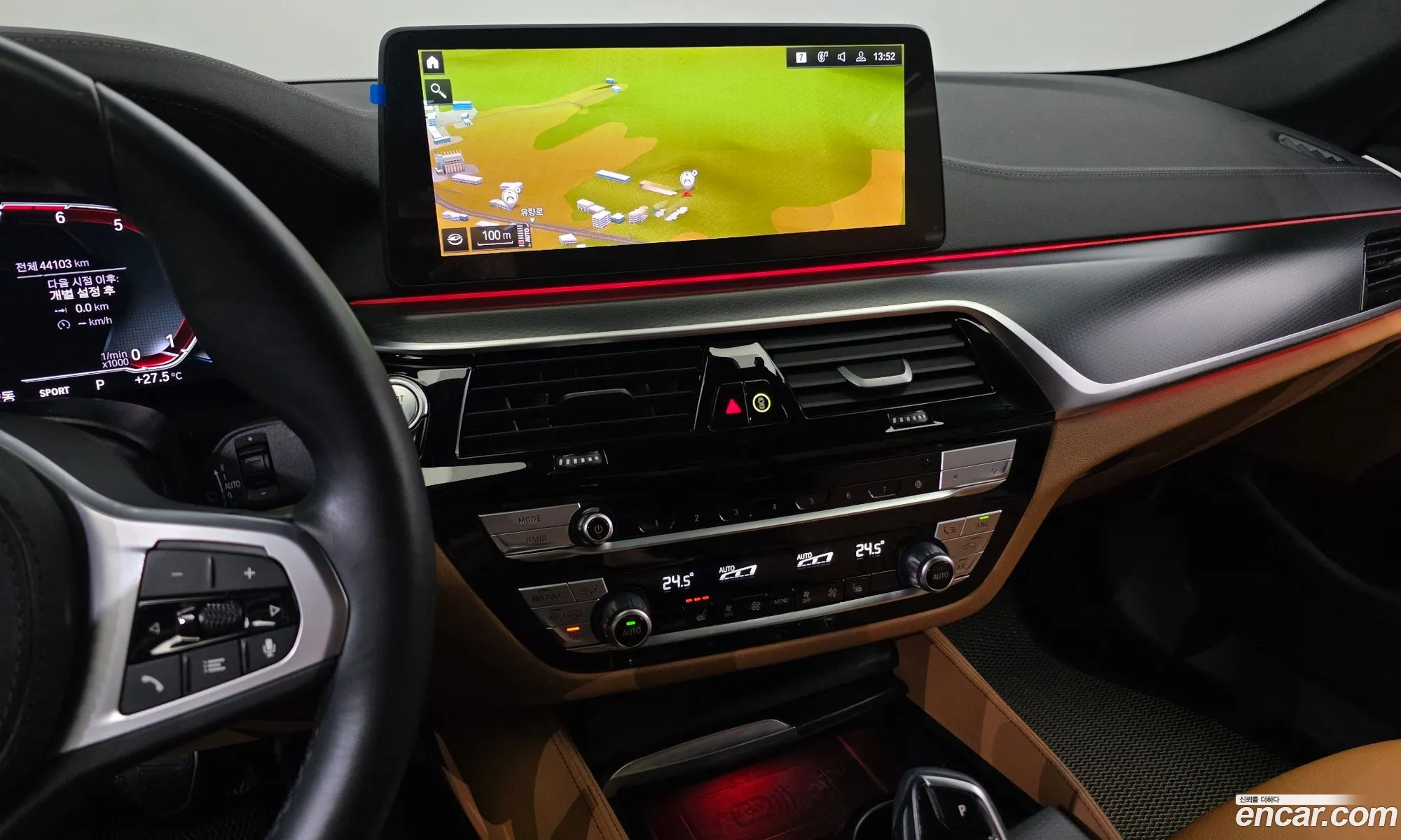 BMW 5 Series 2022 — 17