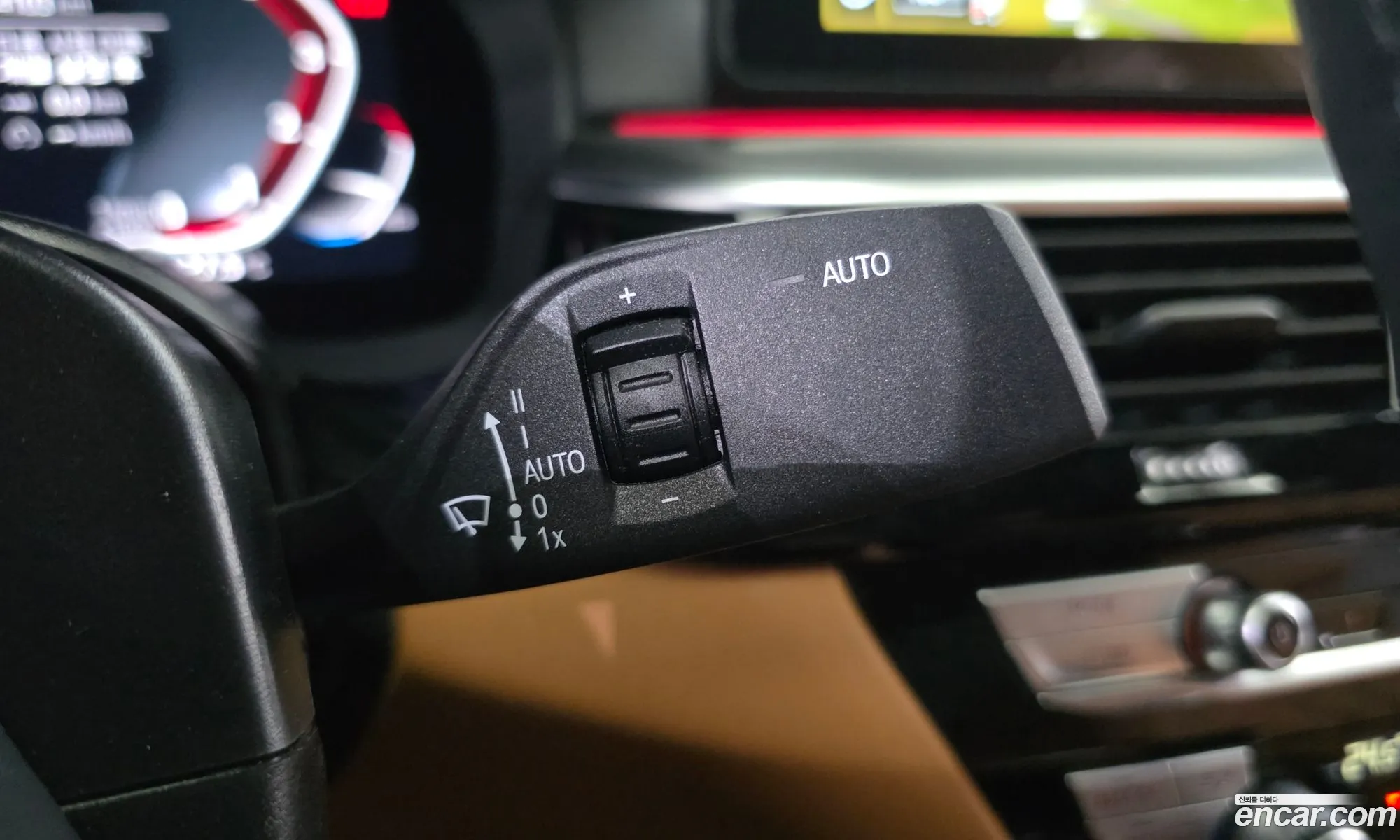 BMW 5 Series 2022 — 24