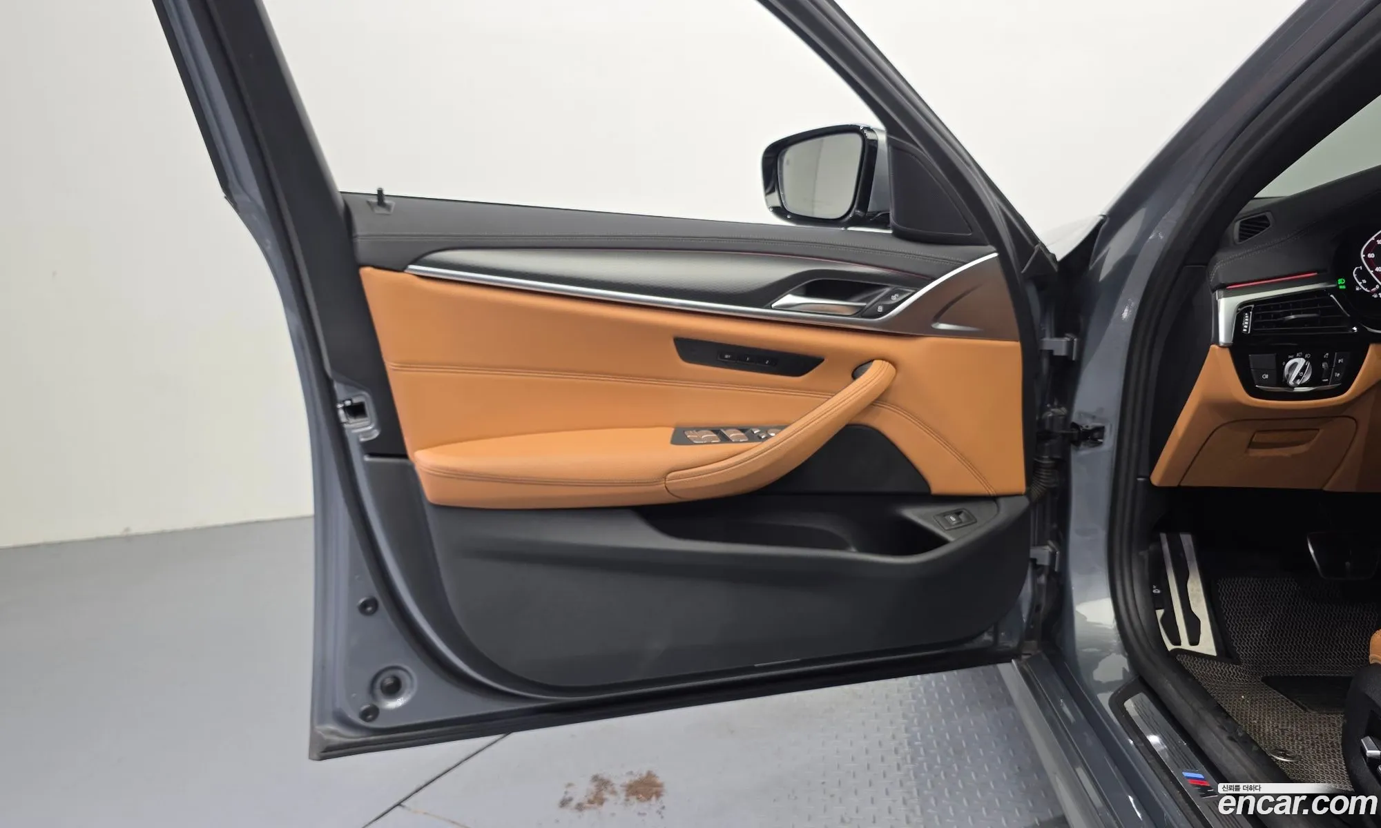 BMW 5 Series 2022 — 23