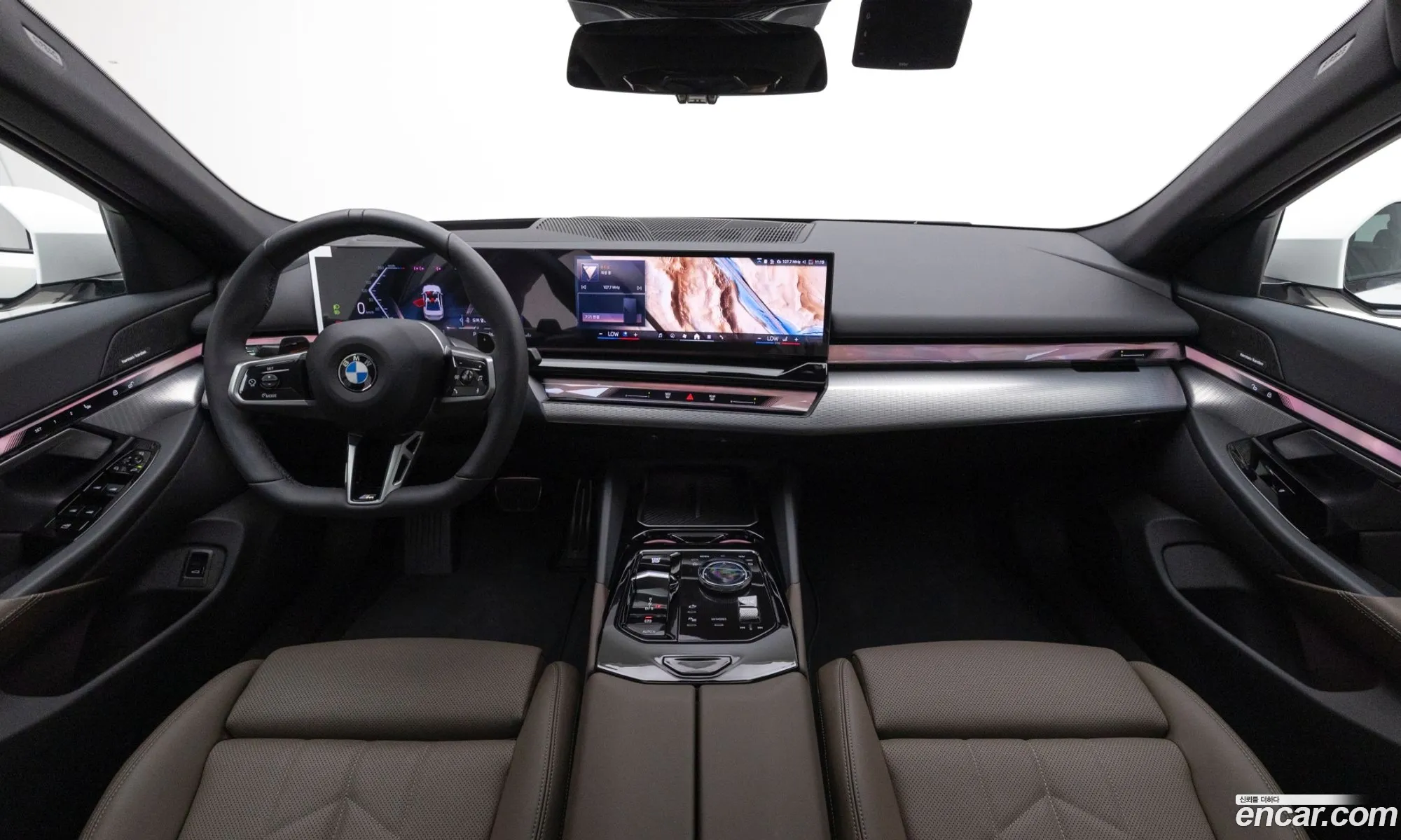 BMW 5 Series 2025 — 12