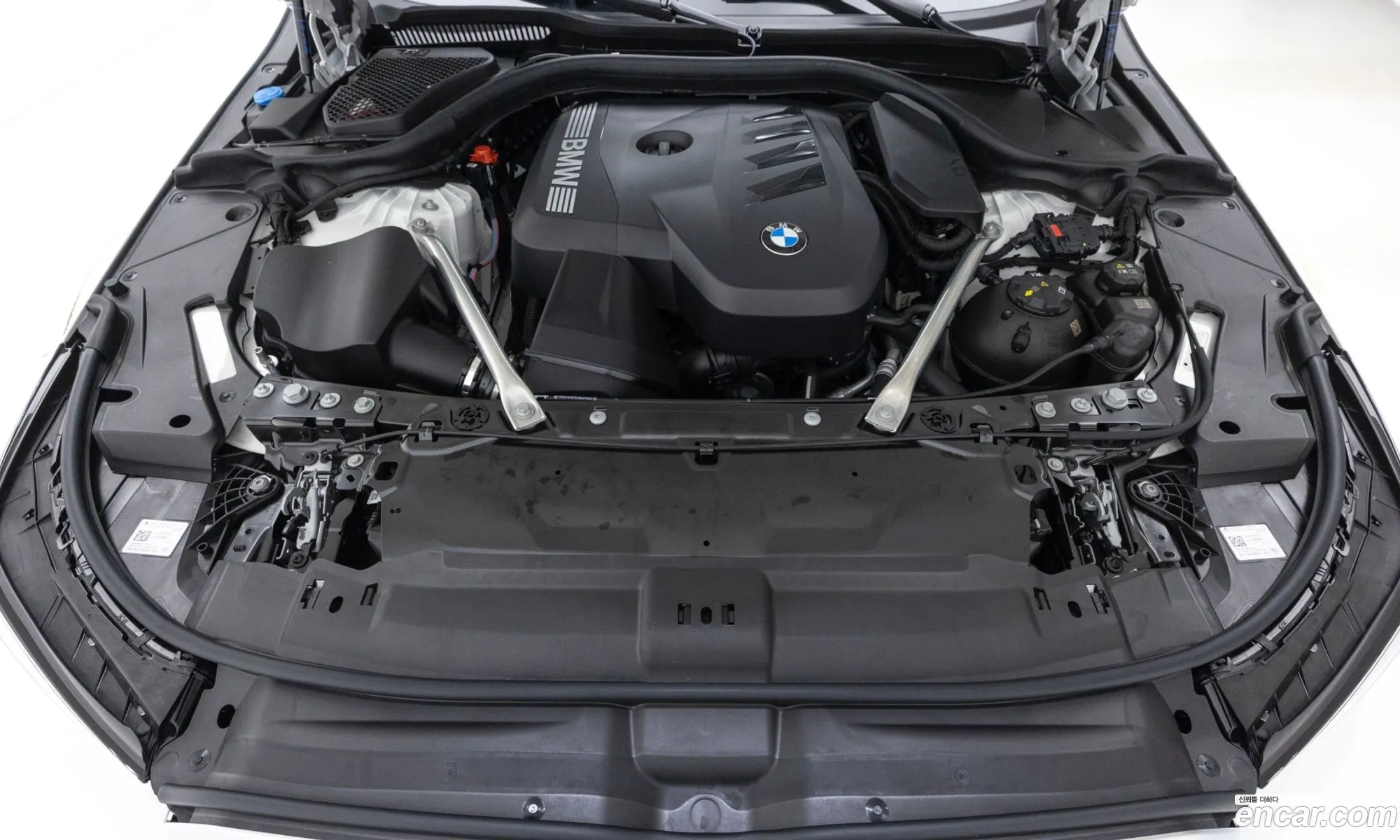 BMW 5 Series 2025 — 4
