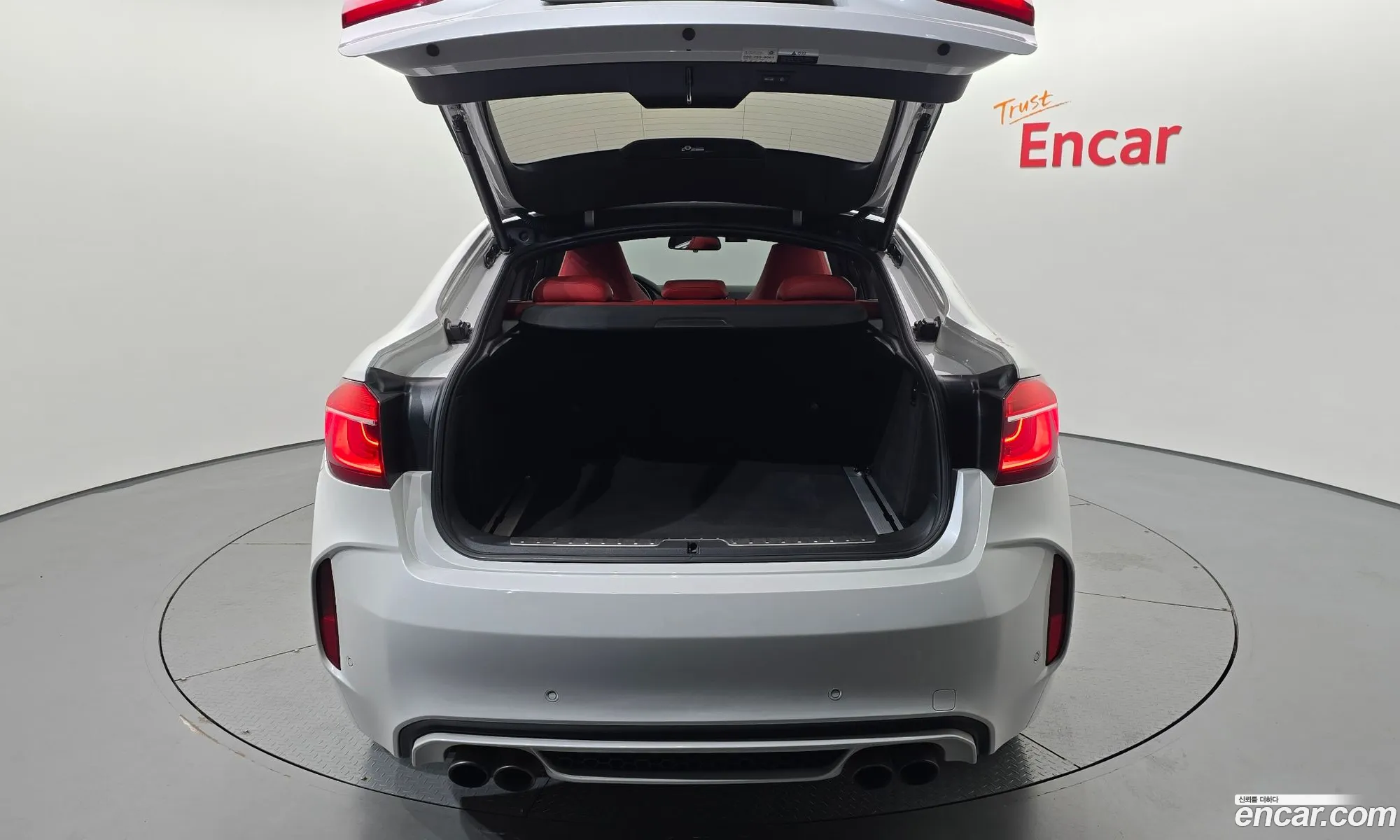 BMW X6 M 2017 11111111111111111 — 14